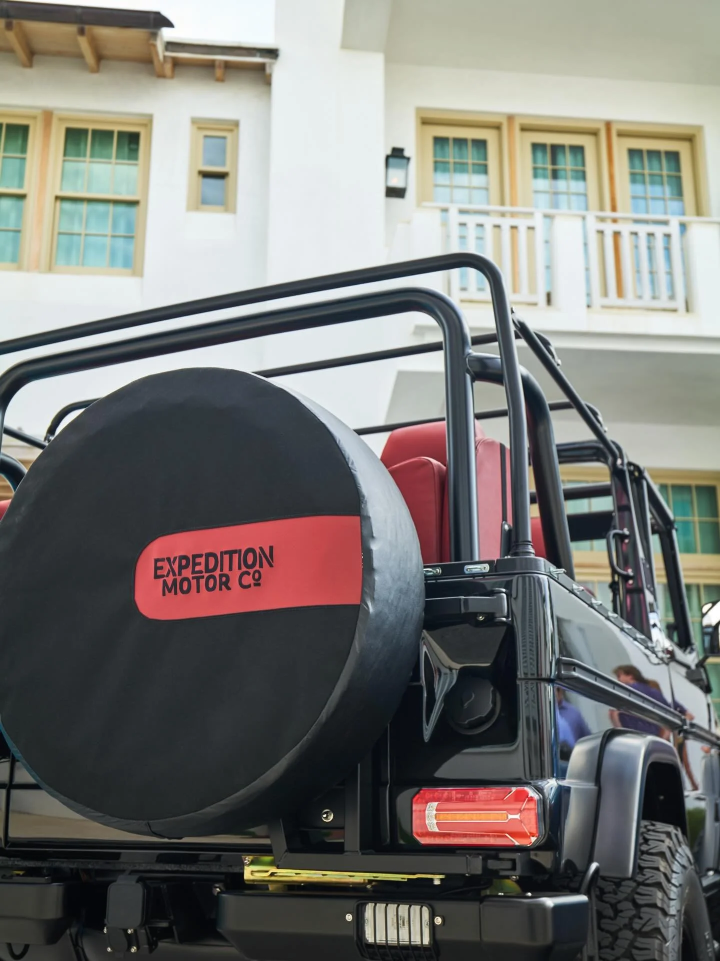 Purpose-built for exploration 🏁

📷 @razkrog 

@expeditionmotorcompany @alysbeach #carsof30a #alysbeach #dreamcars #mercedesbenz #gclass