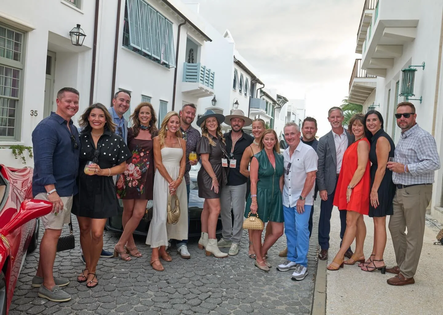 A bunch of beach loving car enthusiasts 🏁

@alysbeach #carsof30a #alysbeach #supercars #30a #beachlife