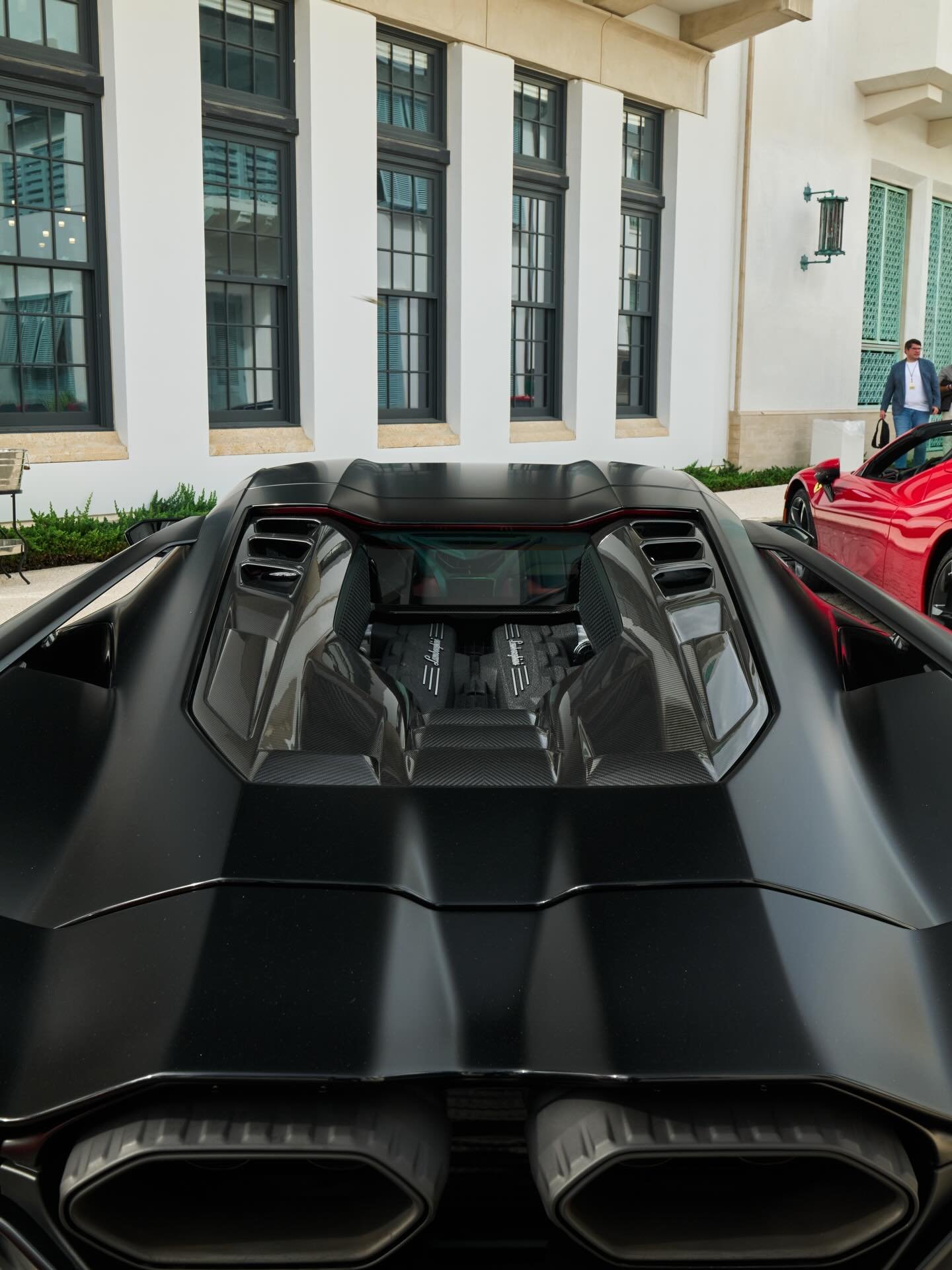 Raging Bull 🏁

📷 @razkrog 

@lamborghini #carsof30a #alysbeach #lamborghini #supercars #lamborghinirevuelto