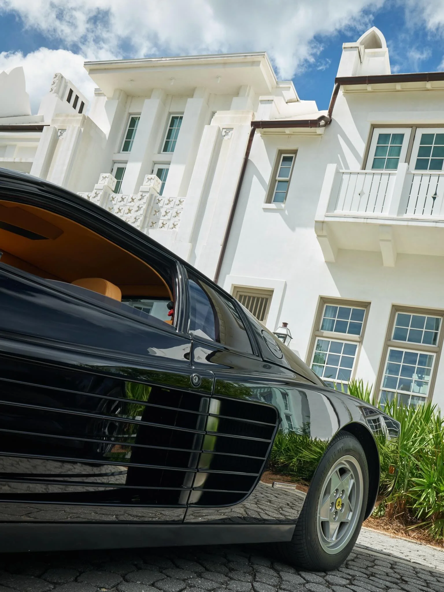 Exceptional design is always in style 🏁

@alysbeach @ferrariusa @ferrariofatlanta #carsof30a #alysbeach #ferrari #supercars #30a