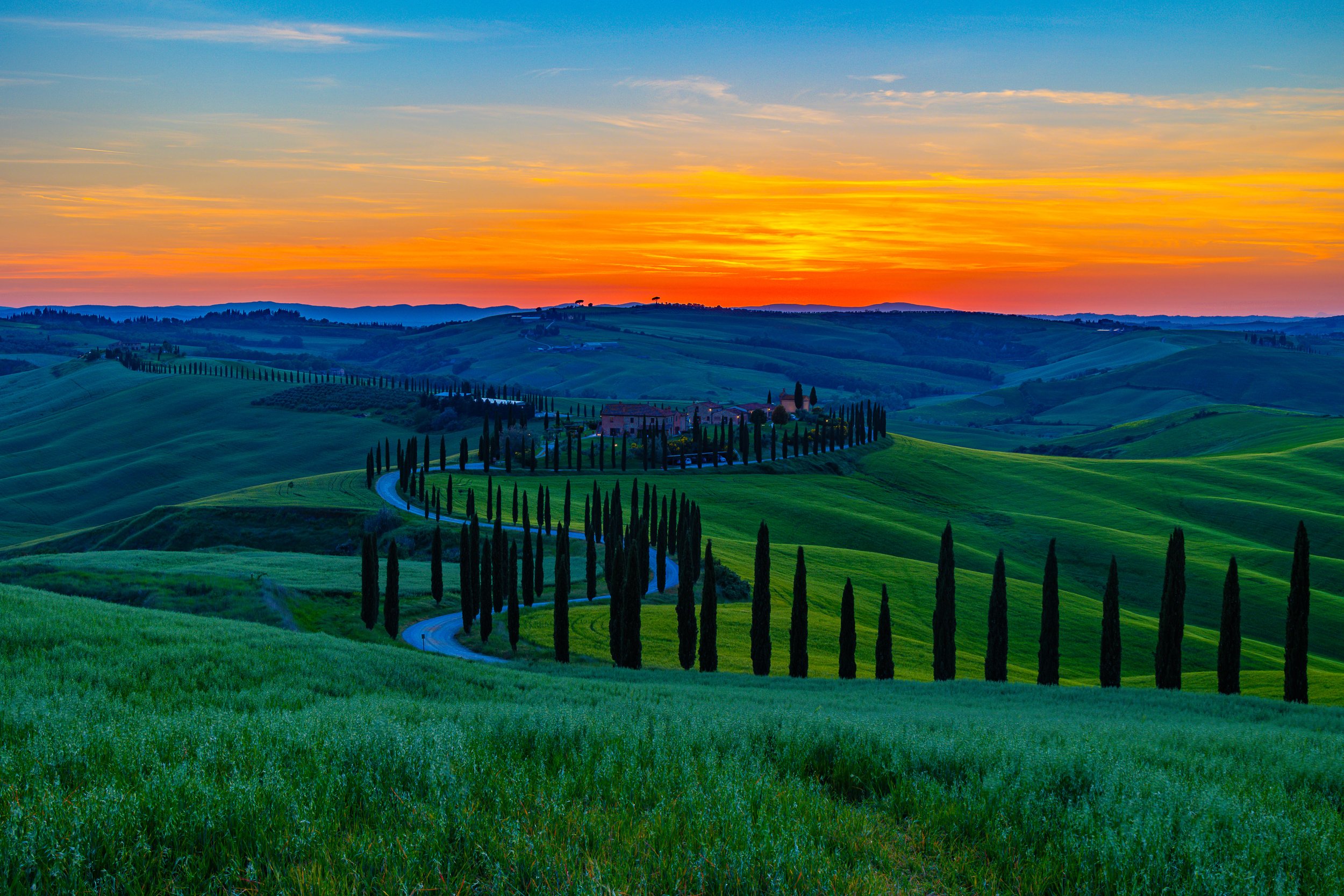 The Majestic Beauty of a Tuscan Sunset.jpg