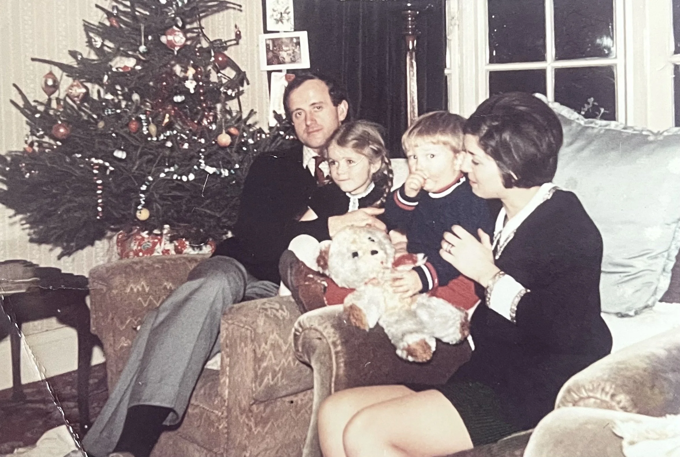 10 - family christmas.jpg