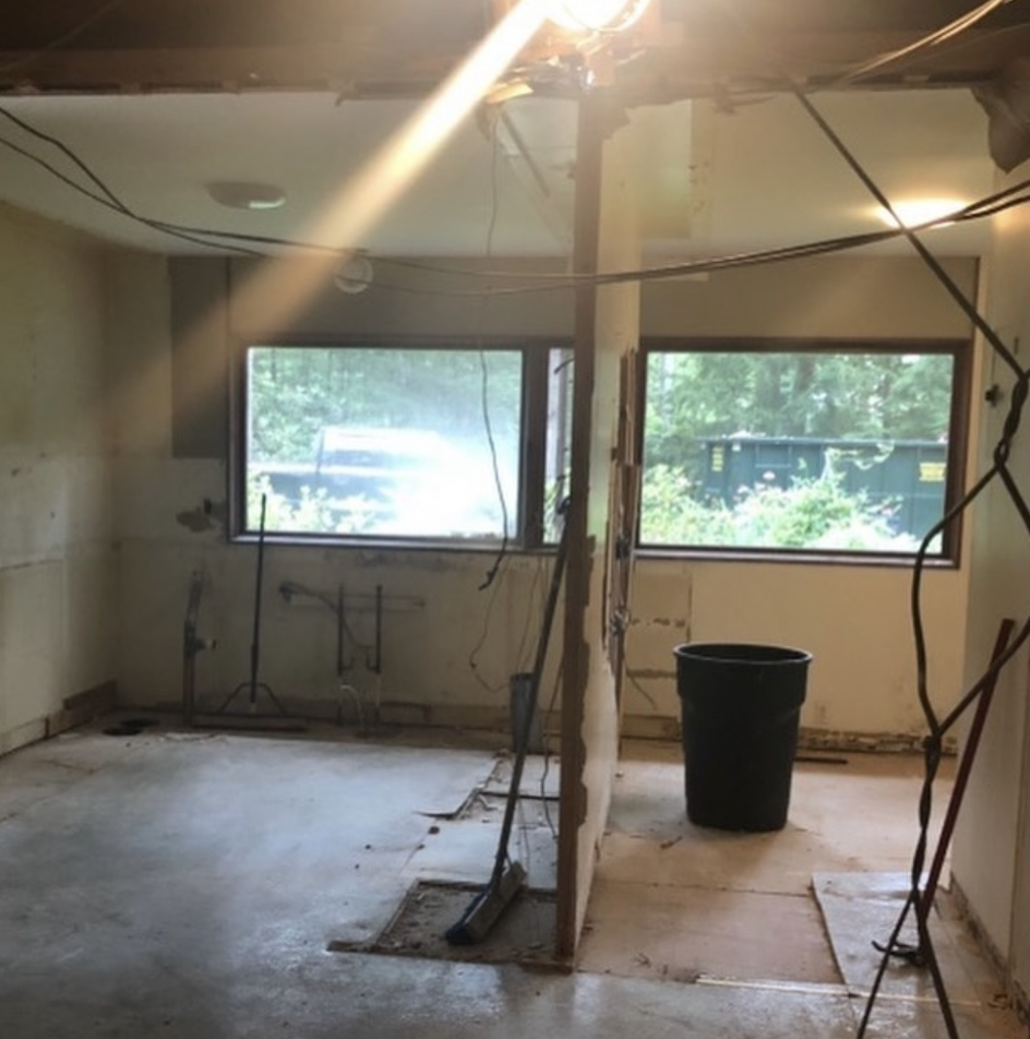 06 - Kitchen before.png