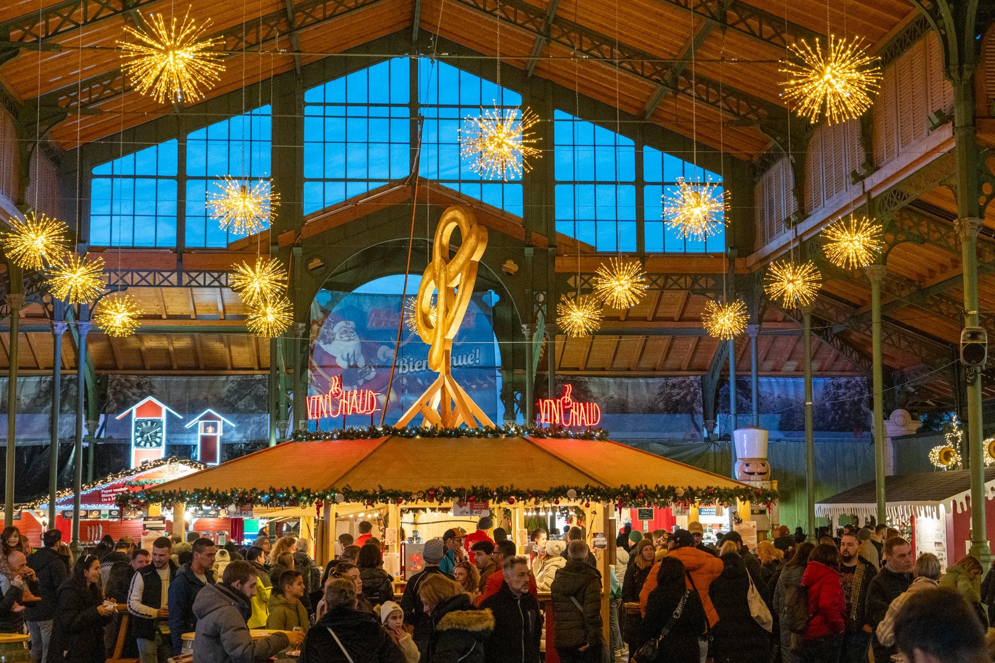 montreux-switzerland-christmas--markets-andrew-and-kait-2025-56.jpg