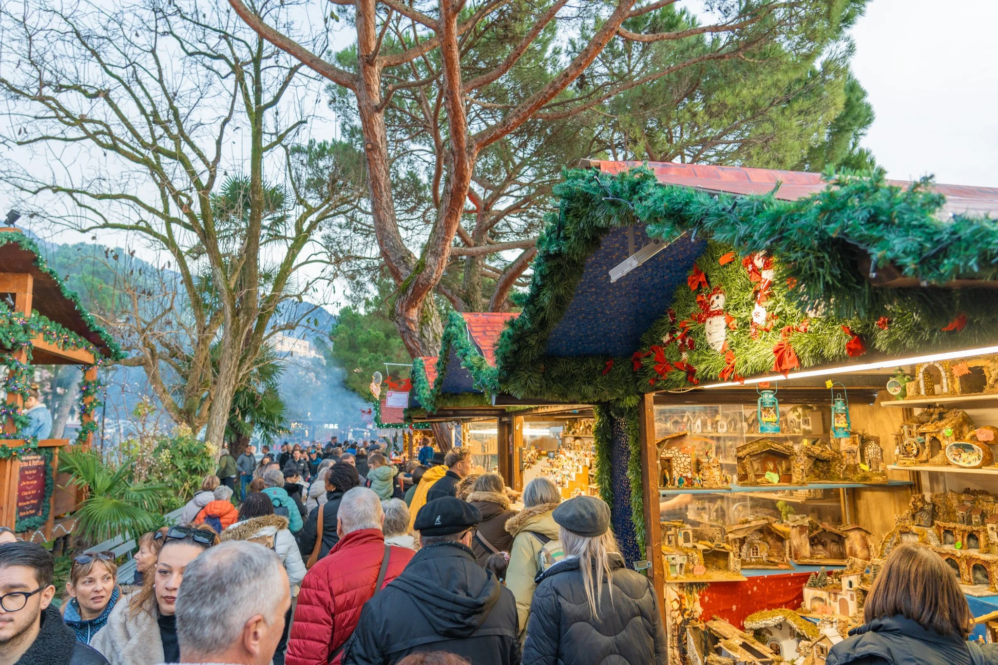 montreux-switzerland-christmas--markets-andrew-and-kait-2025-16.jpg