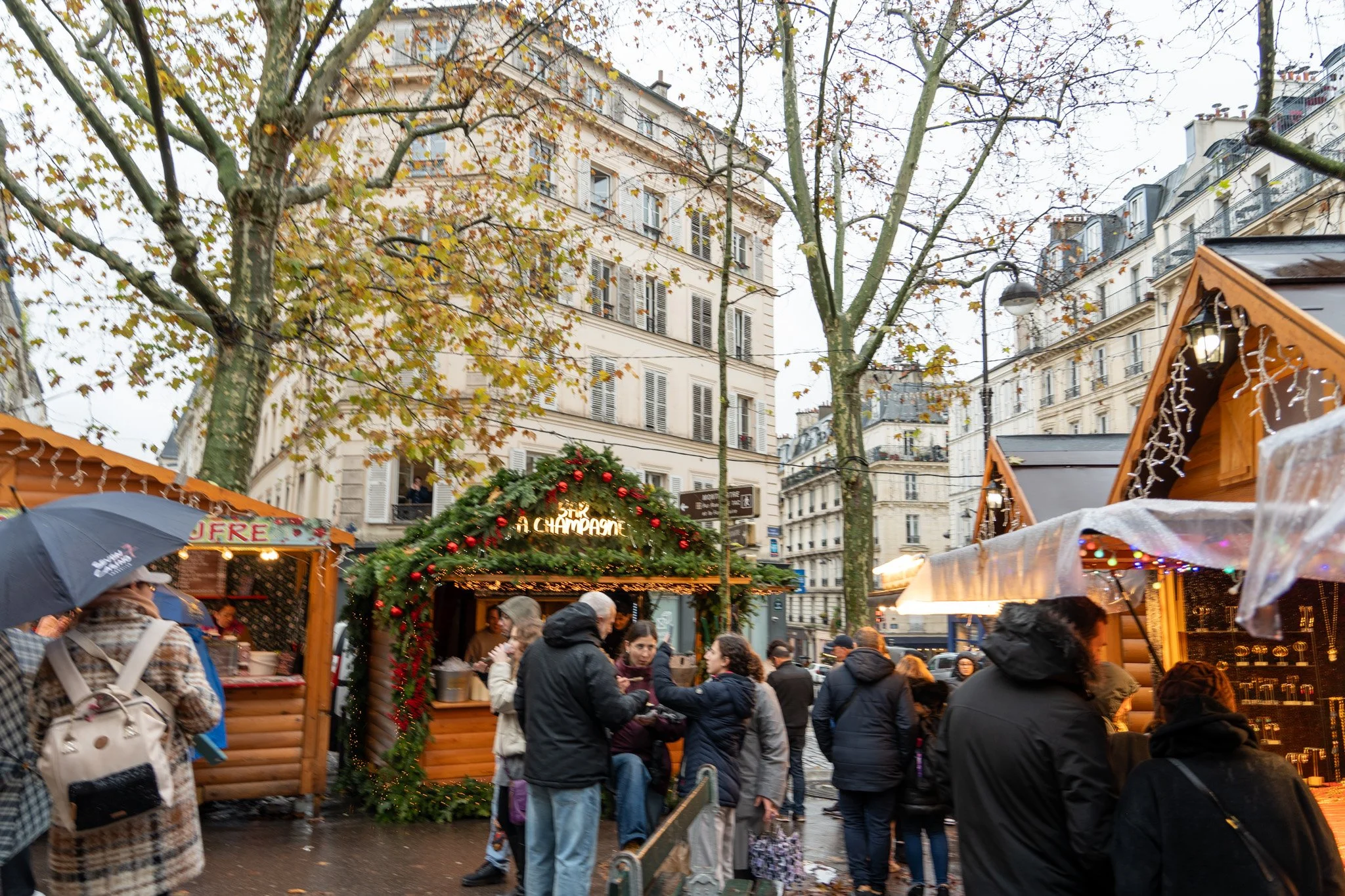 paris-christmas-andrew-and-kait-2025-3.jpg