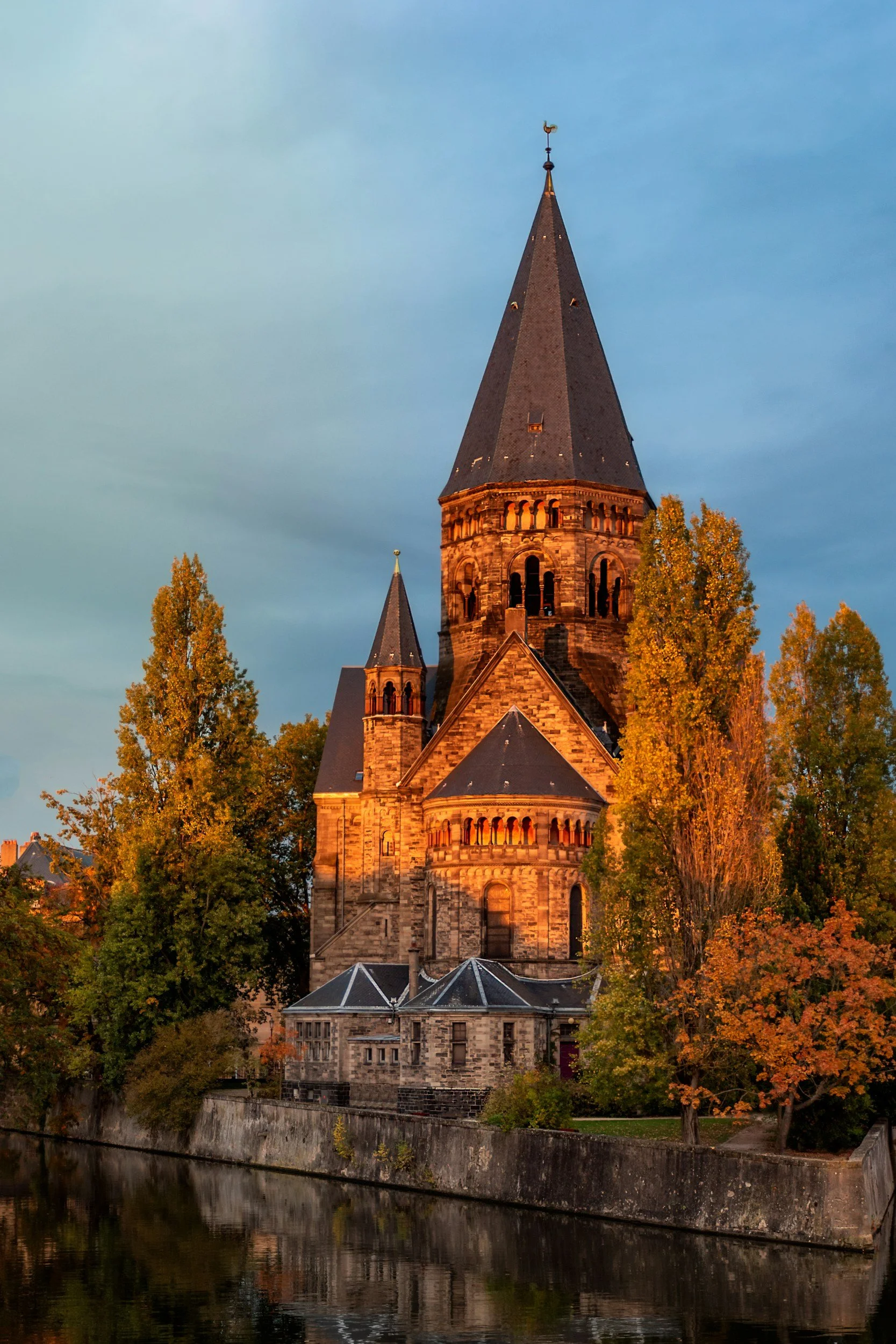 unsplash-image-JdnN5QcbHe8.jpg