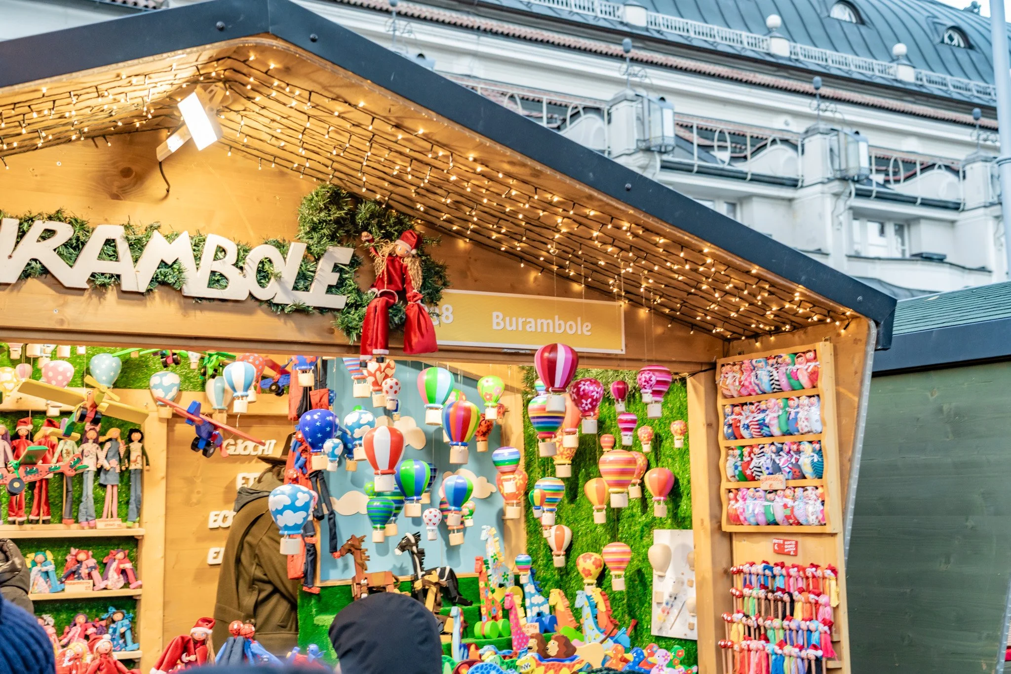 merano-italy-christmas-market-andrew-and-kait-2025-34.jpg