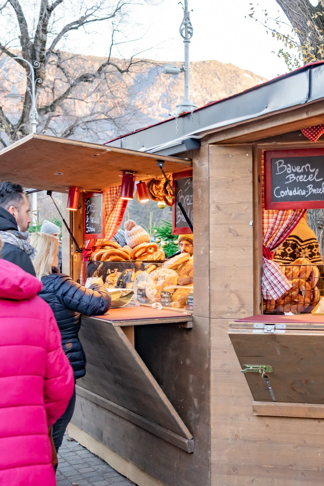merano-italy-christmas-market-andrew-and-kait-2025-23.jpg