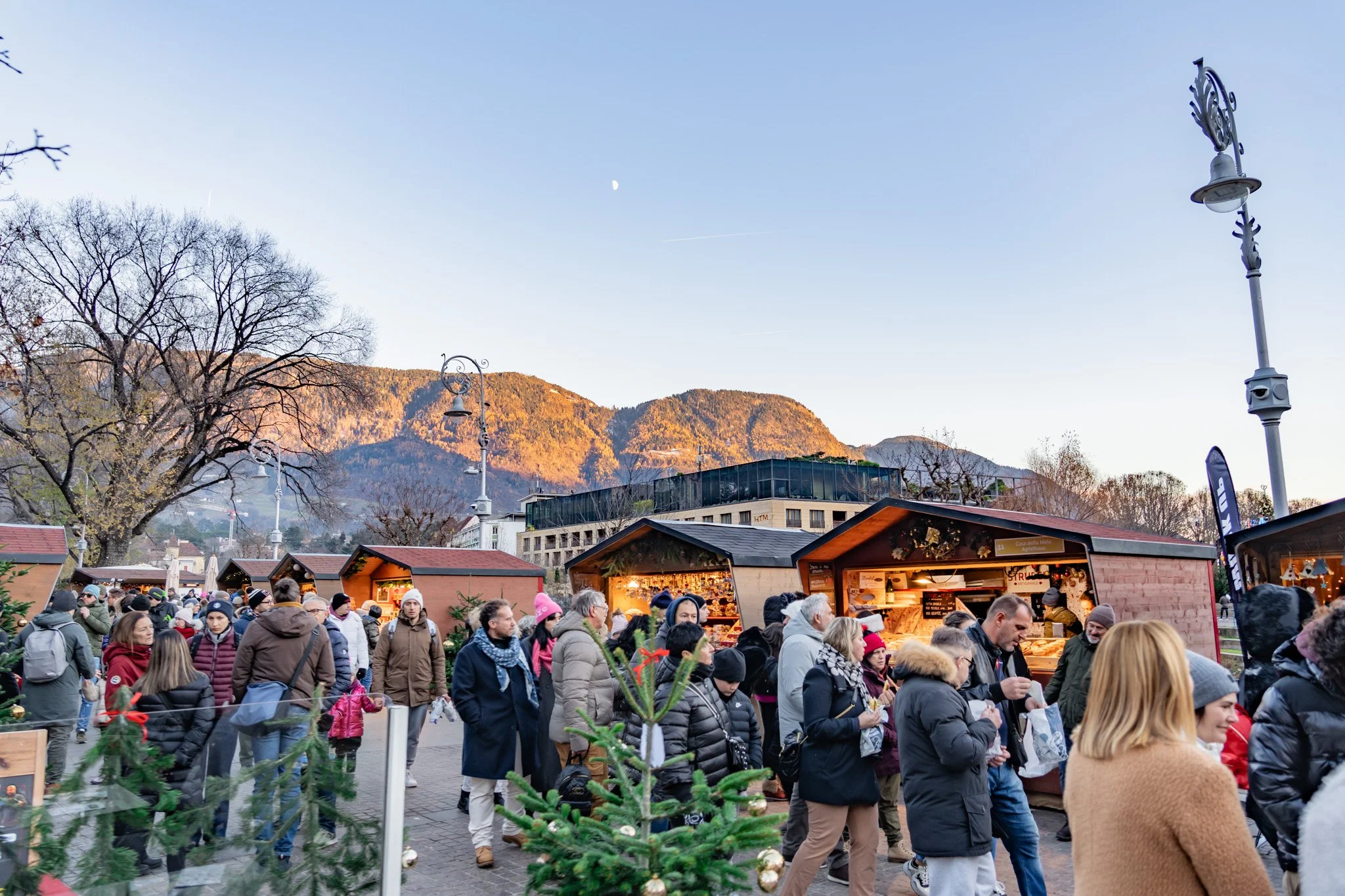 merano-italy-christmas-market-andrew-and-kait-2025-15.jpg