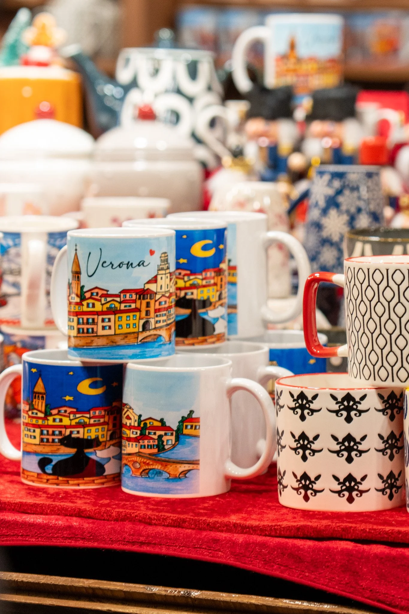 verona-italy-christmas-market-andrew-and-kait-2025-10.jpg