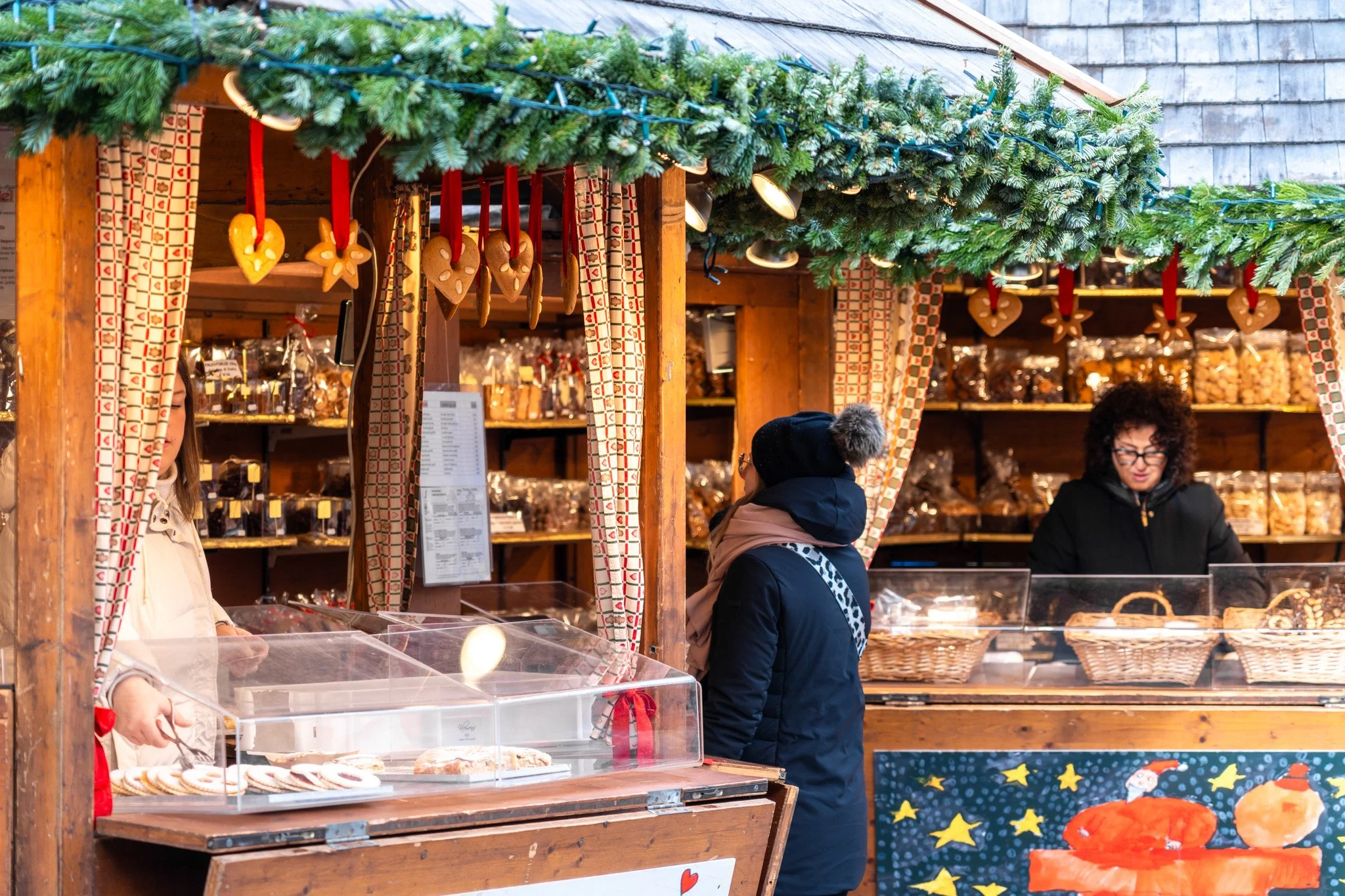brixen-italy-christmas-market-andrew-and-kait-2025-21.jpg