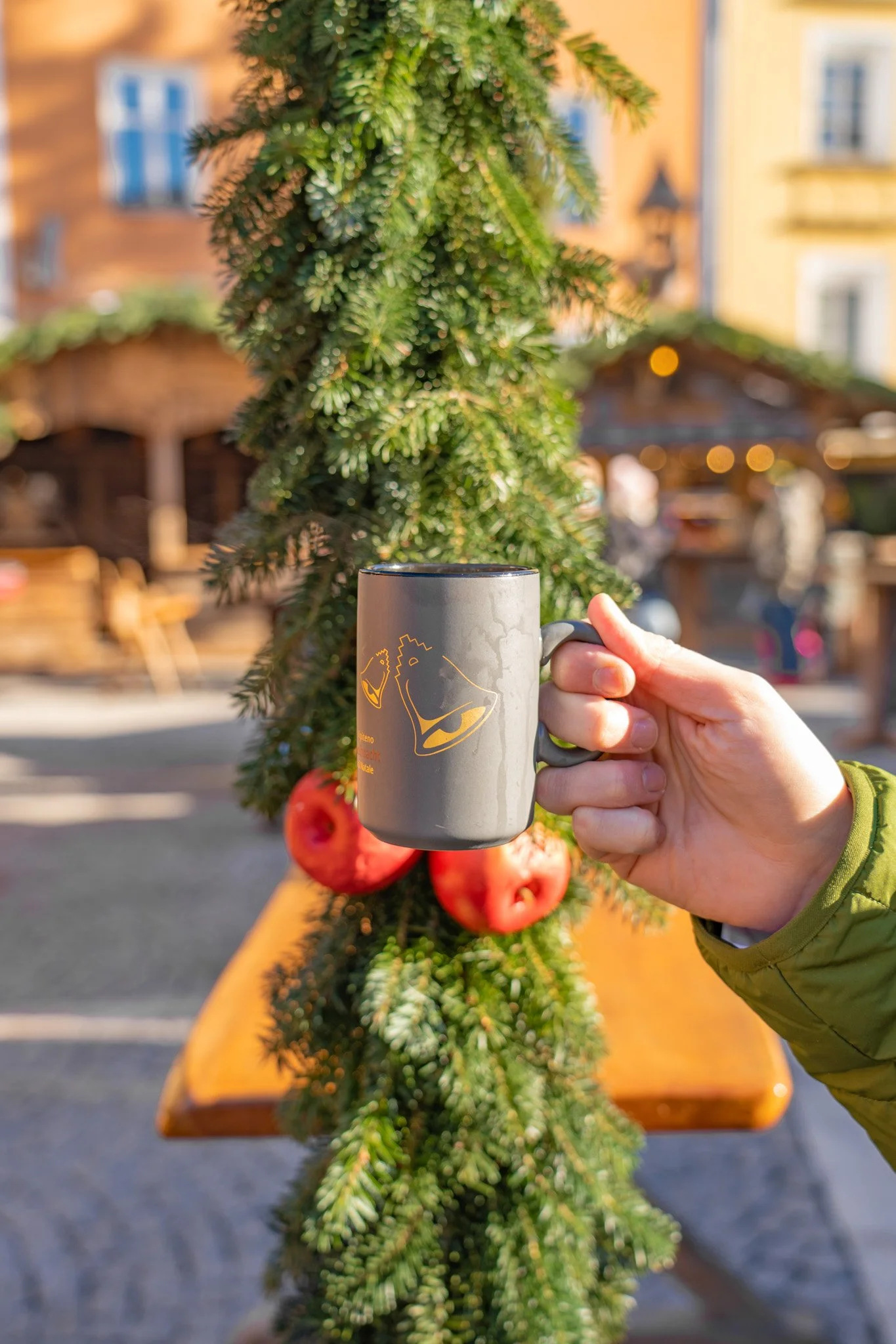 sterzing-vipiteno-italy-christmas-market-andrew-and-kait-2025-7.jpg