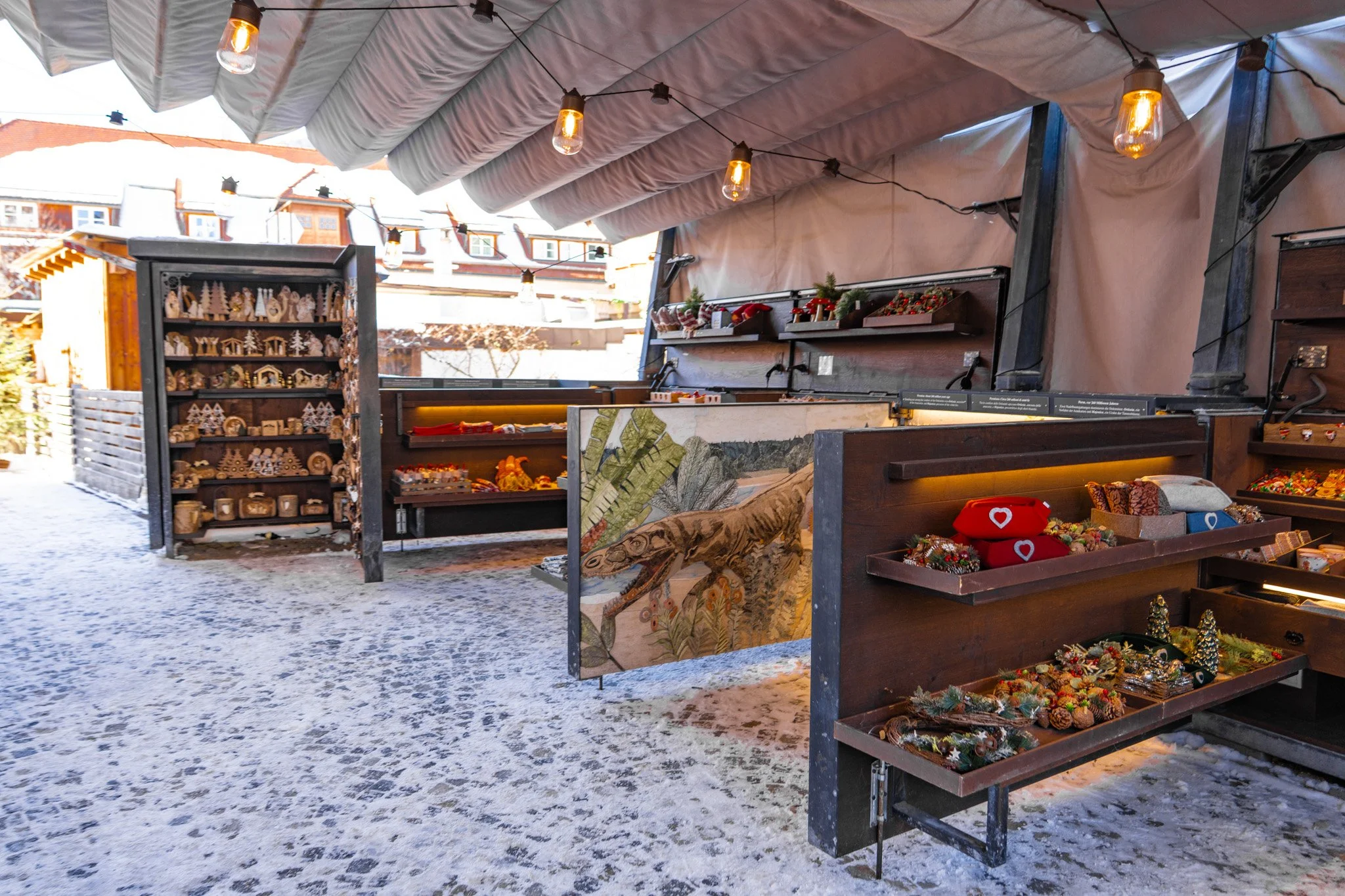 innichen-san-candido-italy-christmas-market-andrew-and-kait-2025-22.jpg