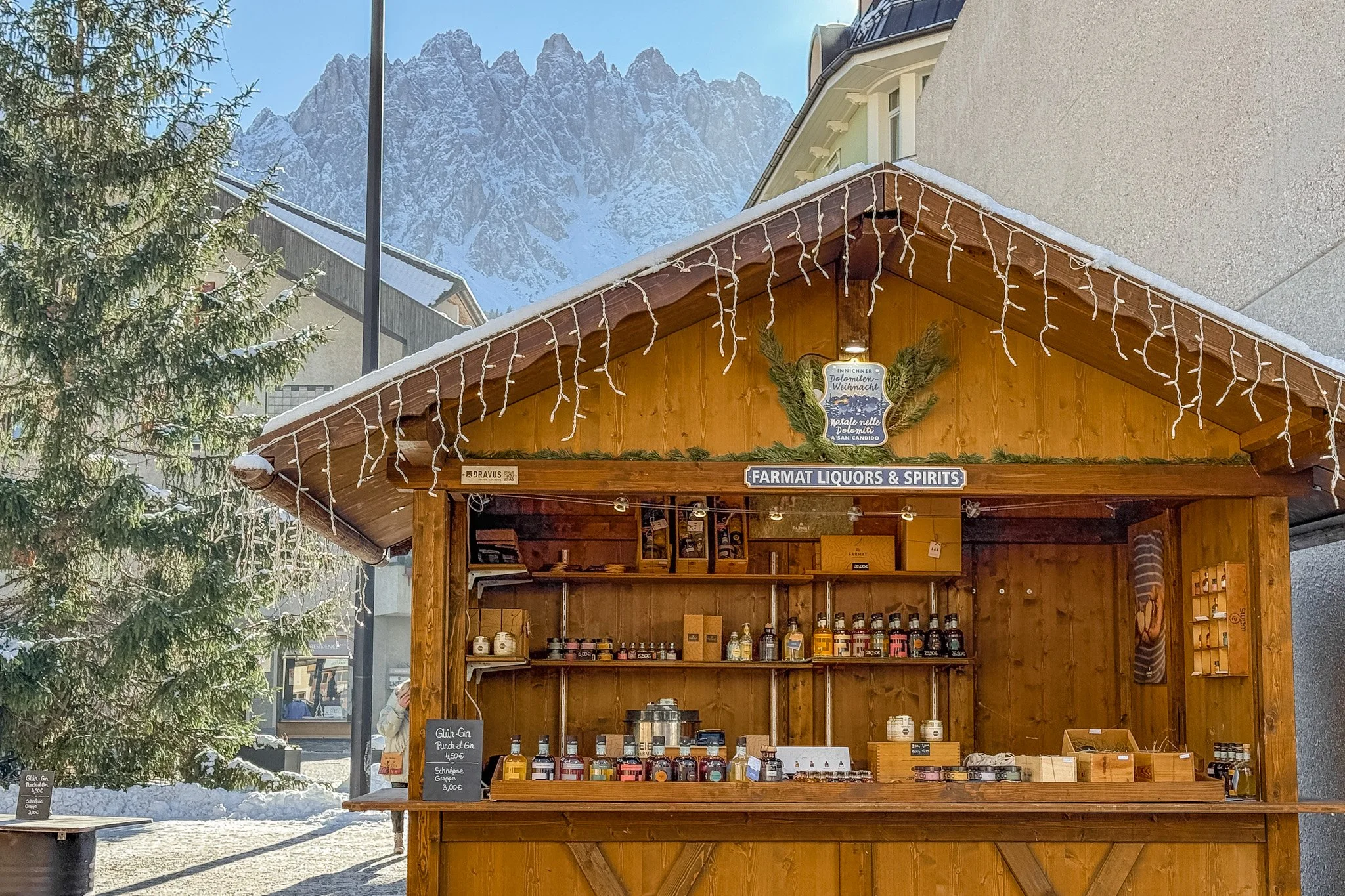 innichen-san-candido-italy-christmas-market-andrew-and-kait-2025-27.jpg
