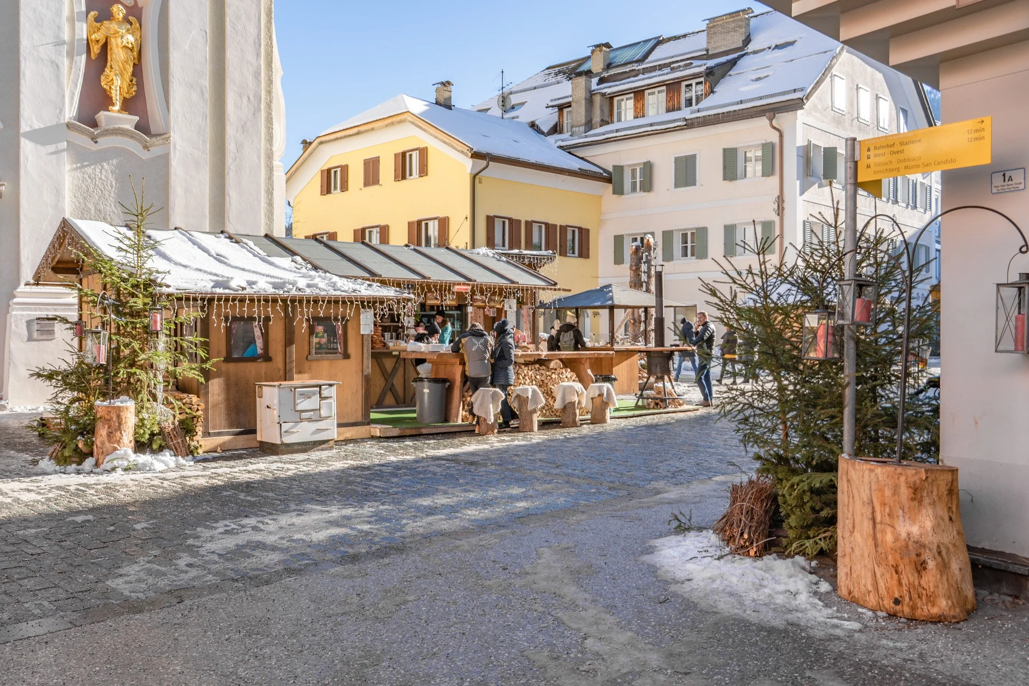 innichen-san-candido-italy-christmas-market-andrew-and-kait-2025-2.jpg