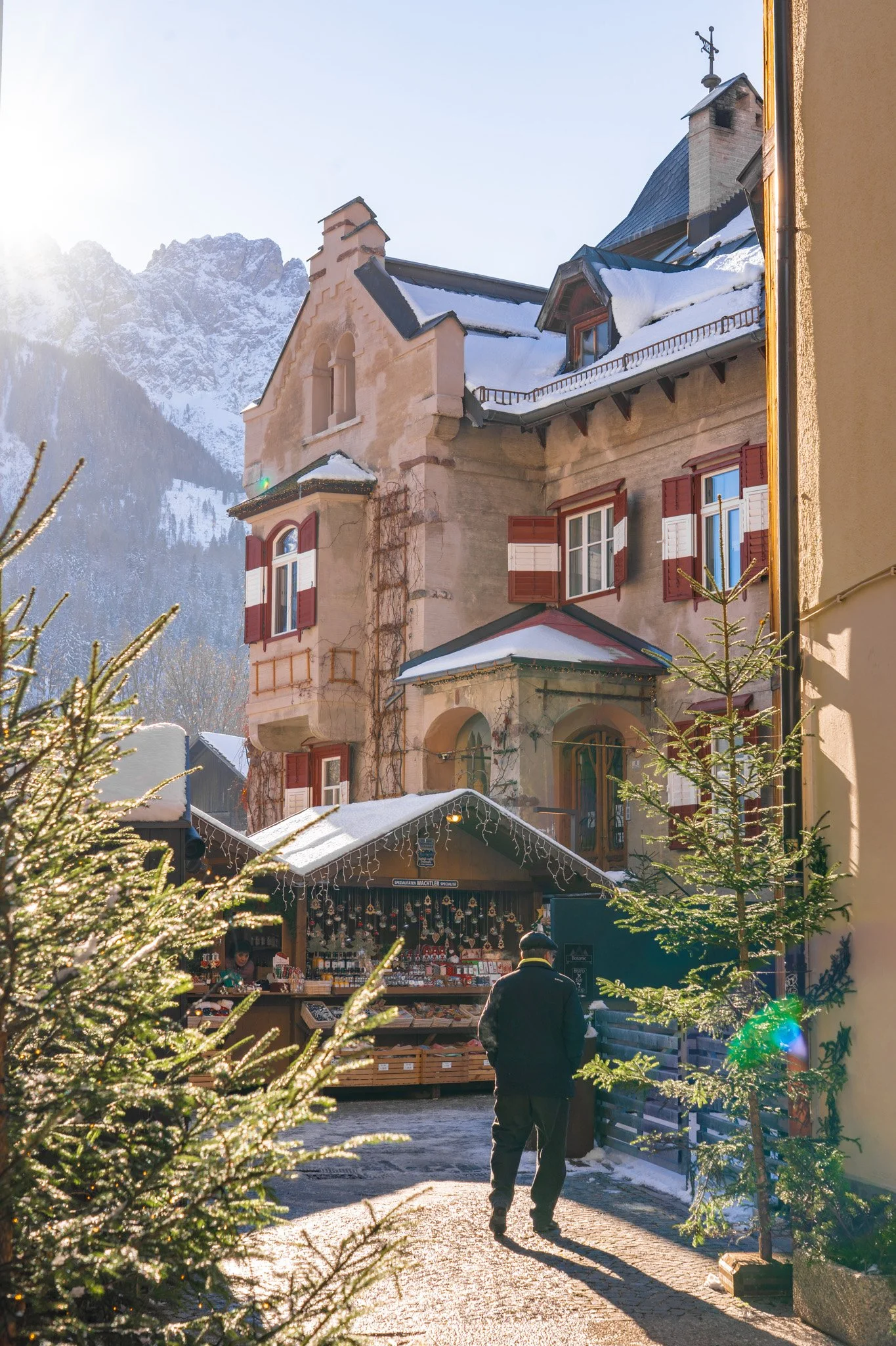 innichen-san-candido-italy-christmas-market-andrew-and-kait-2025-30.jpg