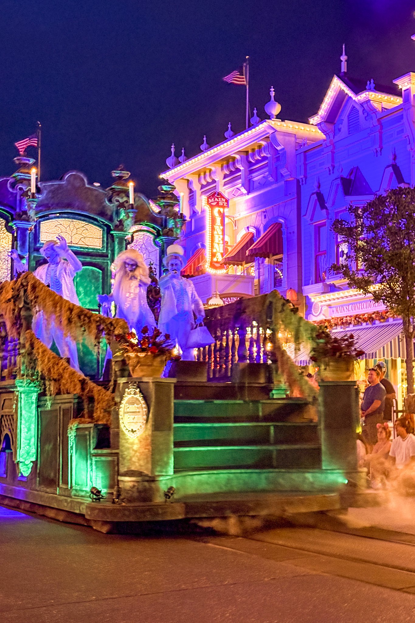 mnsshp-magic-kingdom-disney-world-andrew-and-kait-2026-33.jpg