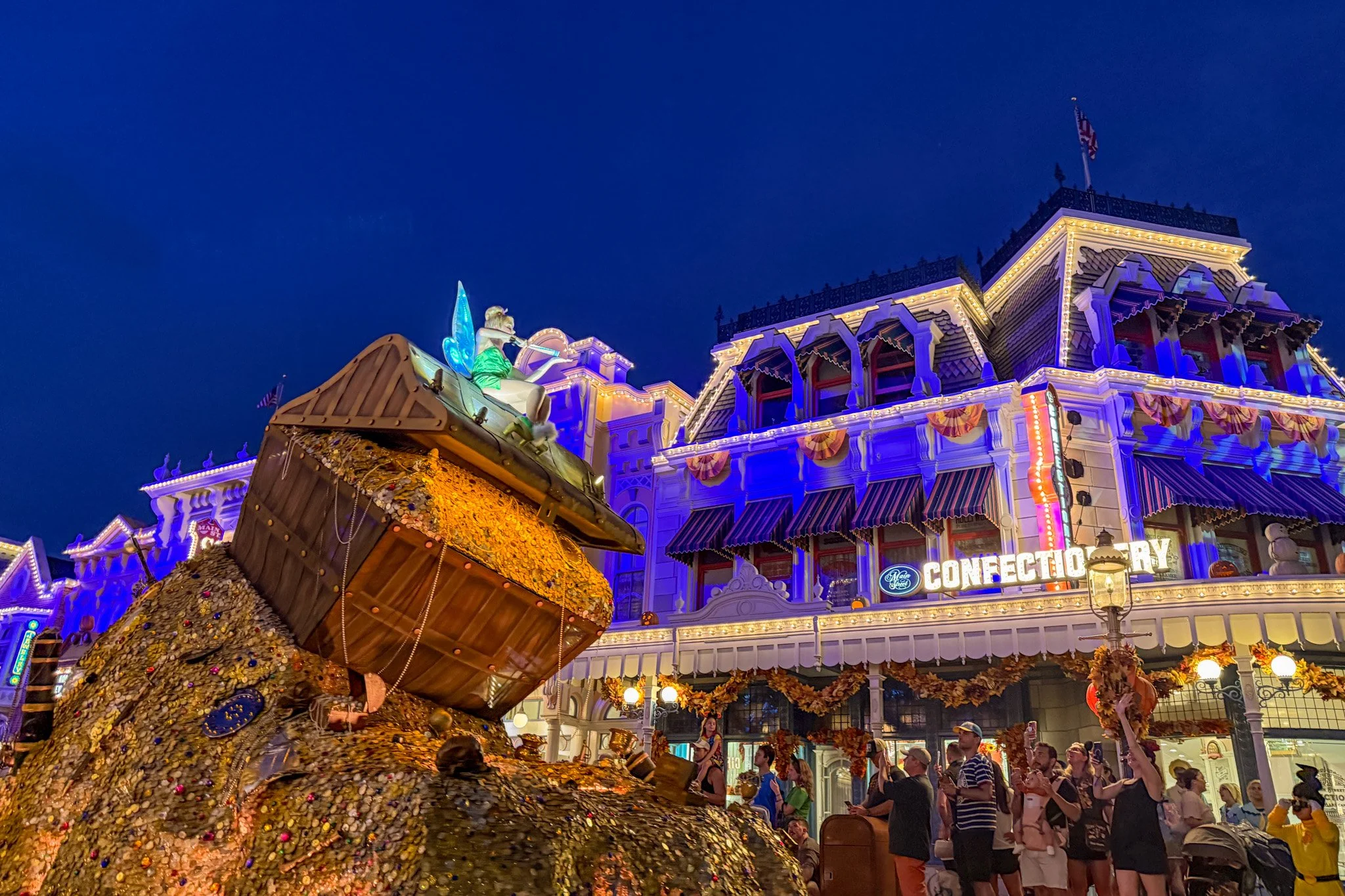 mnsshp-magic-kingdom-disney-world-andrew-and-kait-2026-29.jpg