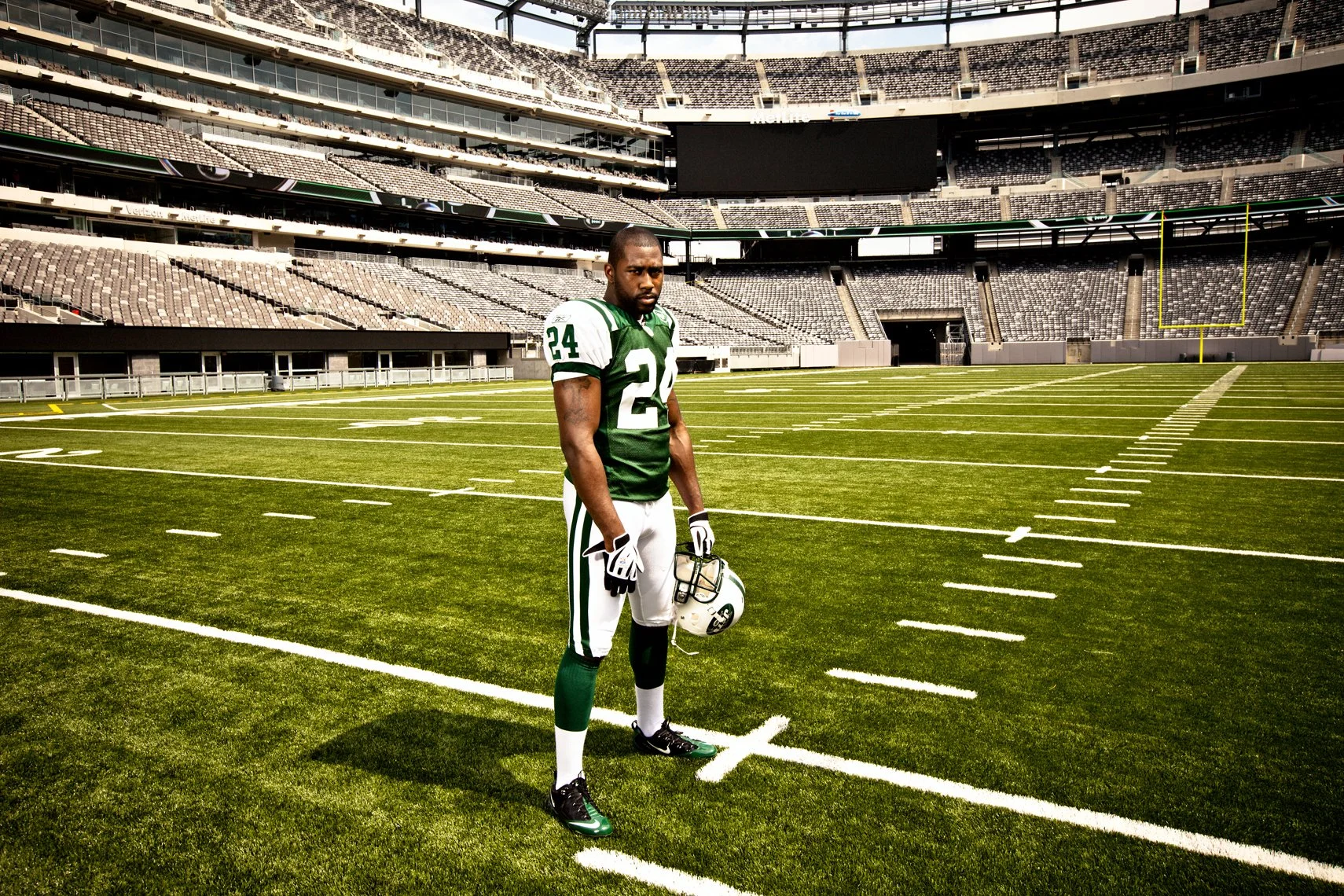 Darrelle Revis