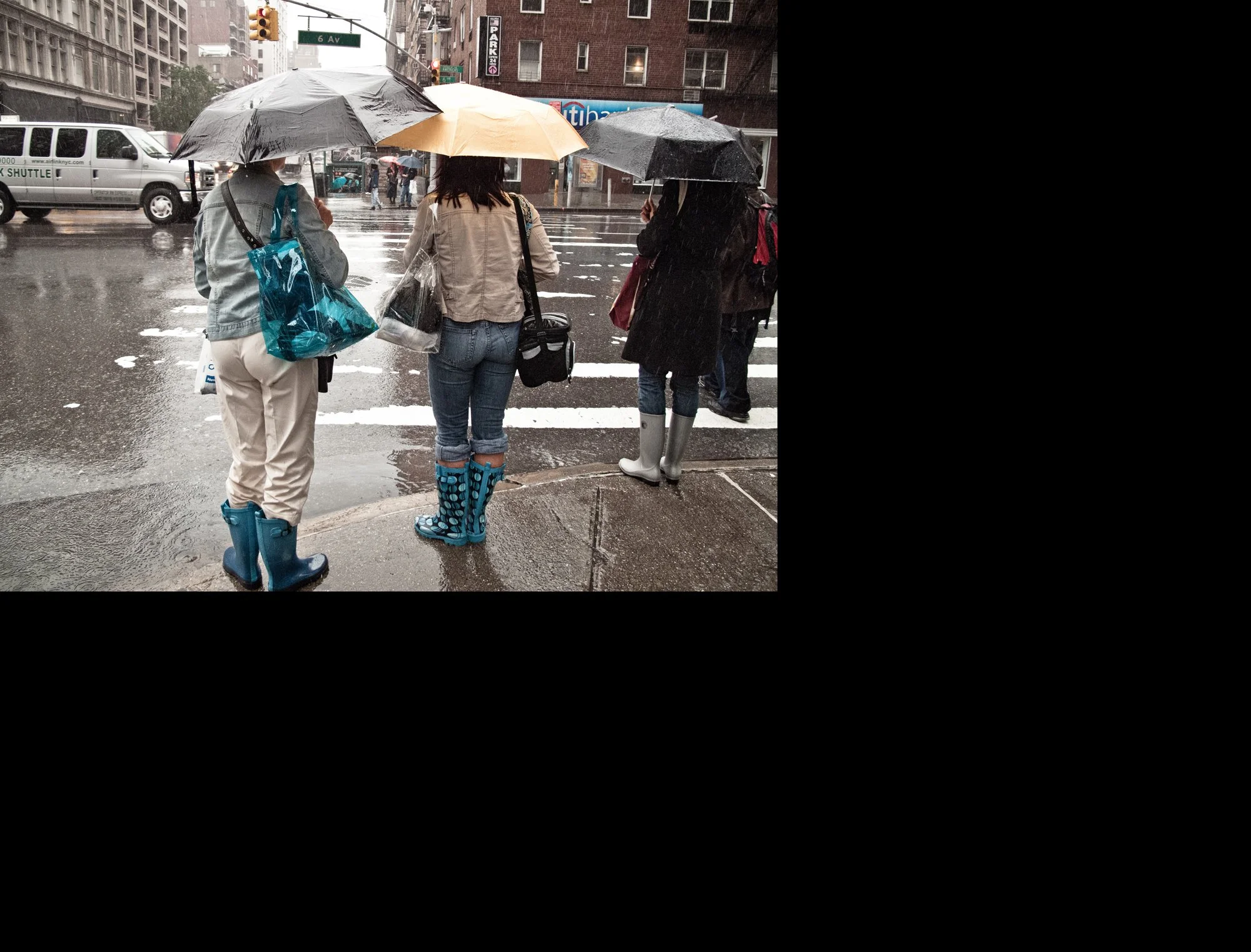 NYC 06.18.09. - 11.28.28 AM