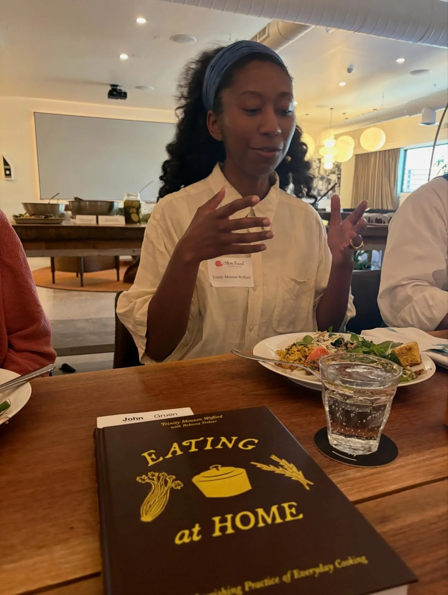 Sunday afternoon in Hudson. Recipes shared, stories exchanged at the Slow Food Hudson Valley Cookbook Club Potluck, hosted by our friends and partners @creative.legion.

In conversation with @trinitymouzon celebrating Eating at Home, The Nourishing P