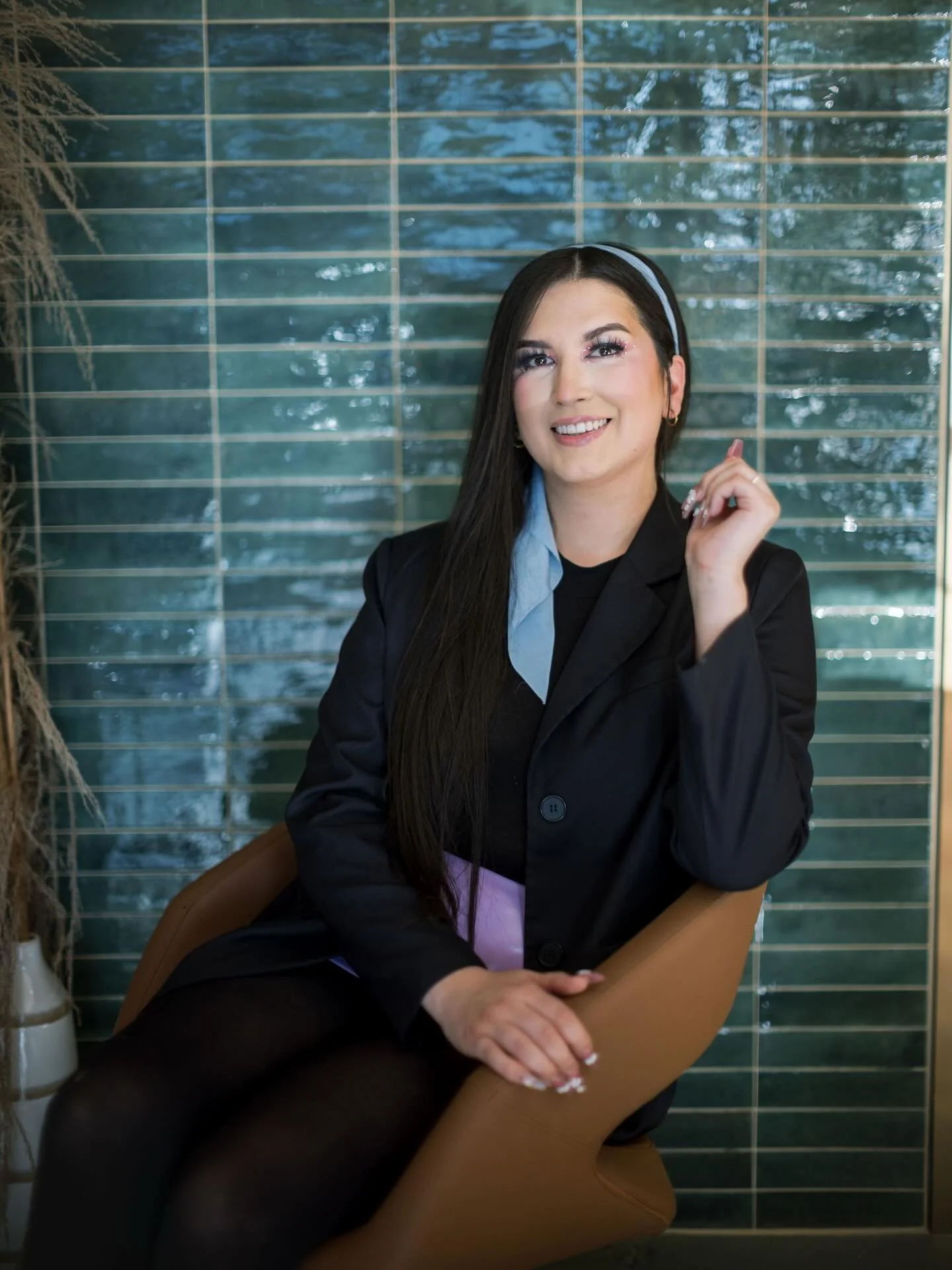 Hi, I&rsquo;m Zee! I am a makeup artist here in Colorado Springs and I do work all over Colorado. I specialize in bridal makeup and have experience for over a decade now. I have done everything from fashion shows and photo shoots to maternity photos.