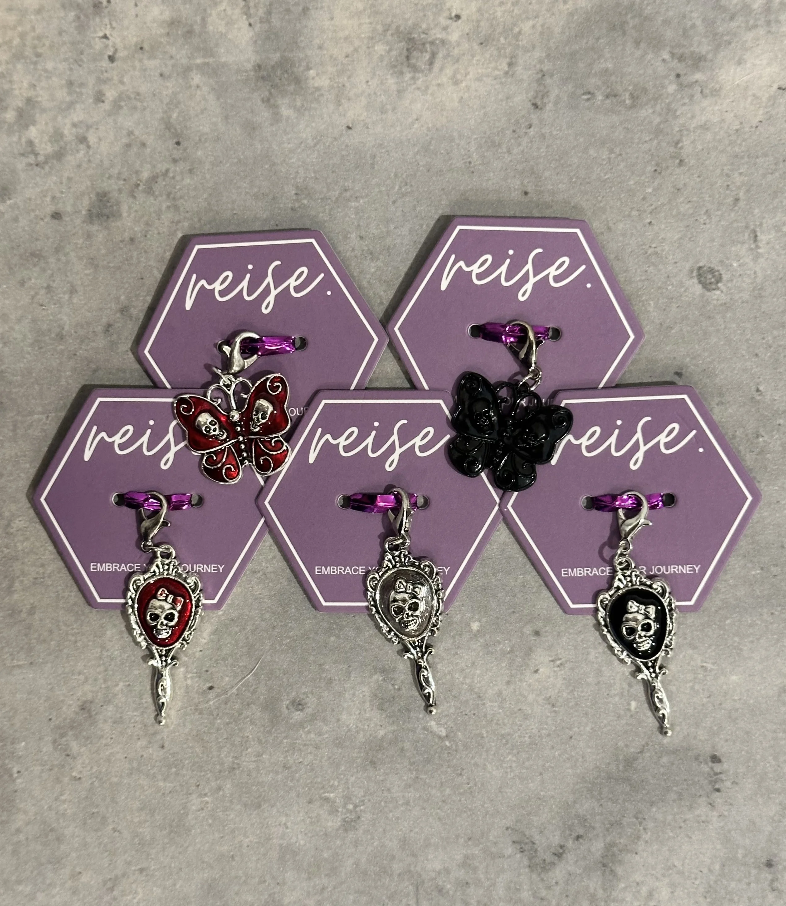 HALLOWEEN CHARM - Goth Vibes