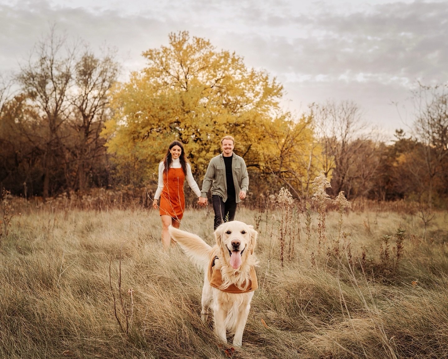 It&rsquo;s not often I get to capture couples, but when I do, it&rsquo;s so refreshing!  Then this beautiful couple shows up with a good boy&hellip;day made. 🐾 @livtiv22 you guys are the cutest loves!!!! 🧡