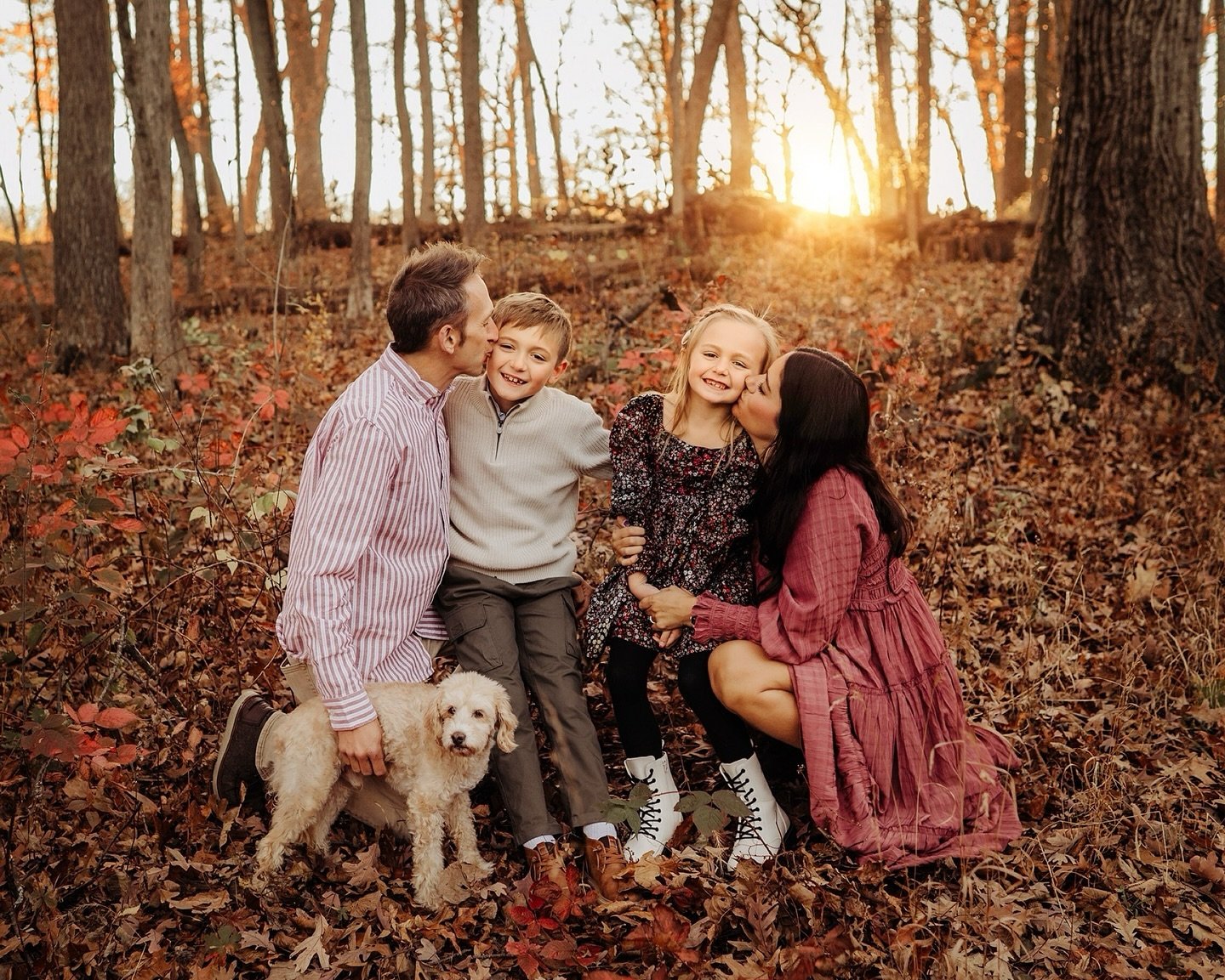 So many special moments with this sweet fam over the years. 🍂#robinhansenphotography