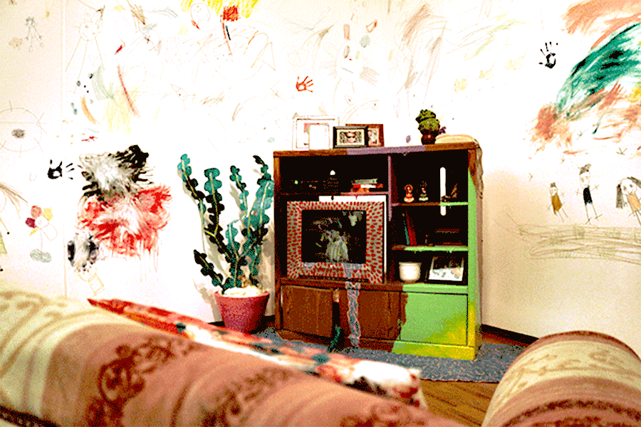 Fantasías de mi Retrato Familiar, Video Installation