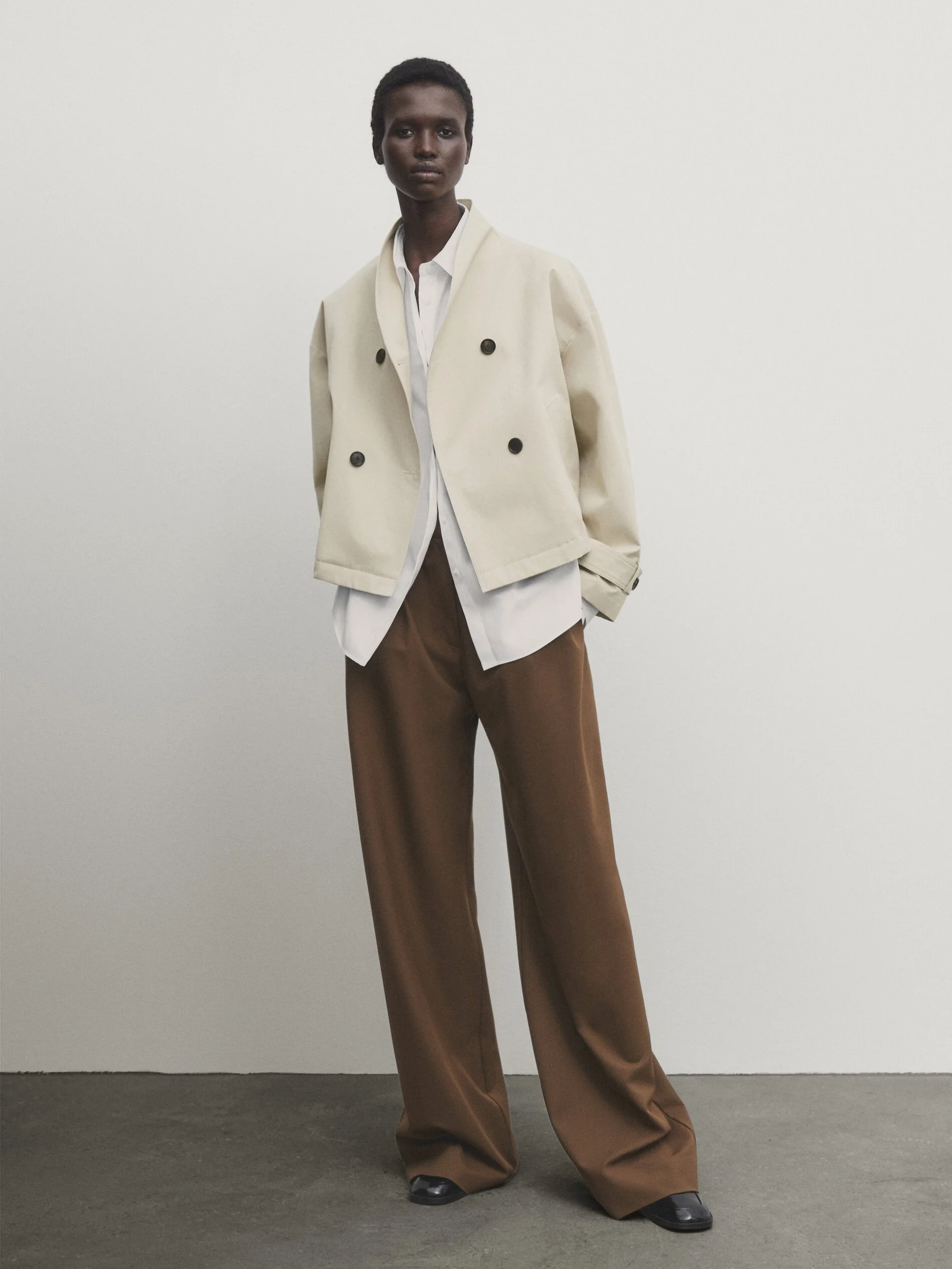 Massimo Dutti Short Trench £149