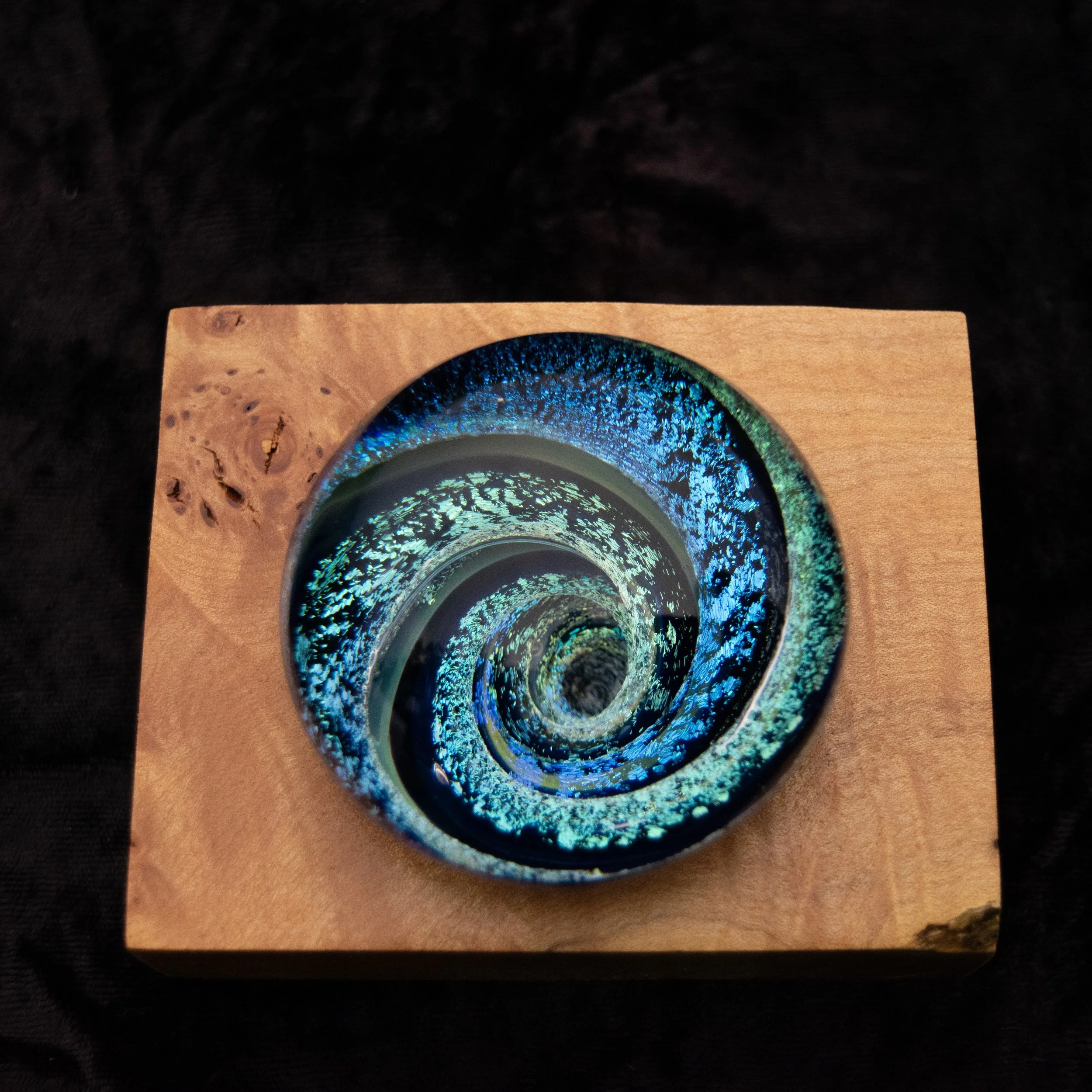 Greens Desk Vortex with Stand