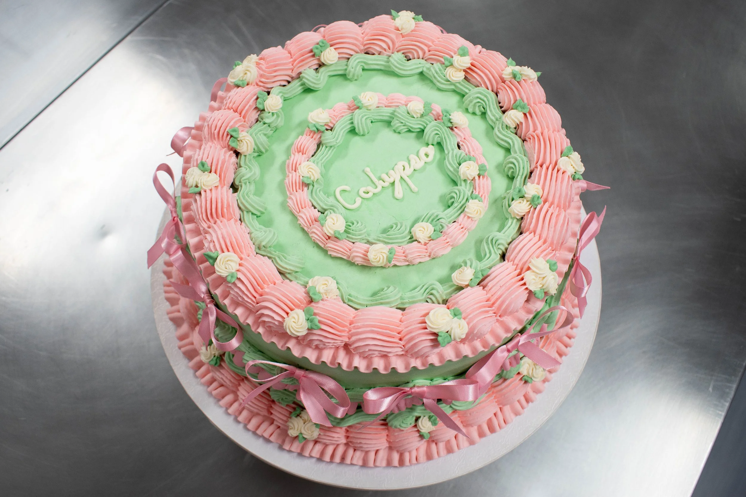 Flakely gluten free custom cake