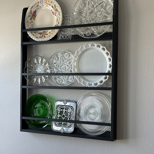 Kitchen Plate Wall Display Rack Plate Hanger Wall Dish Display