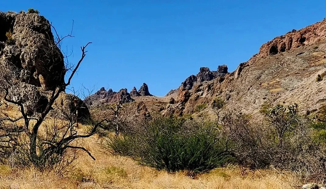 Castle Peaks Trail 