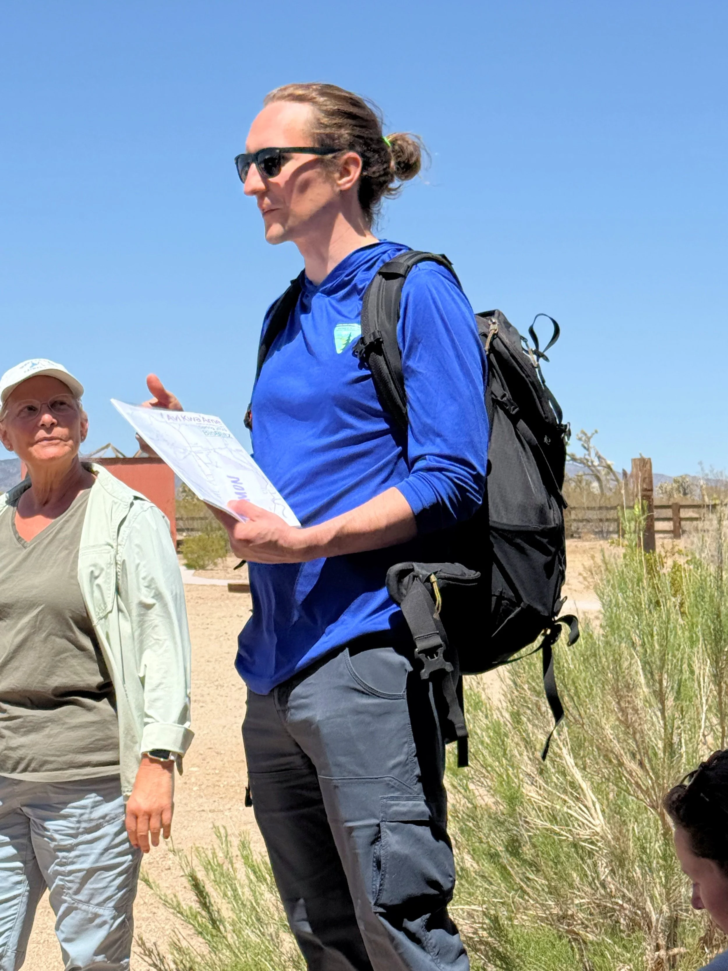 Eamon providing instrrction to volunteers on Thursday.JPG