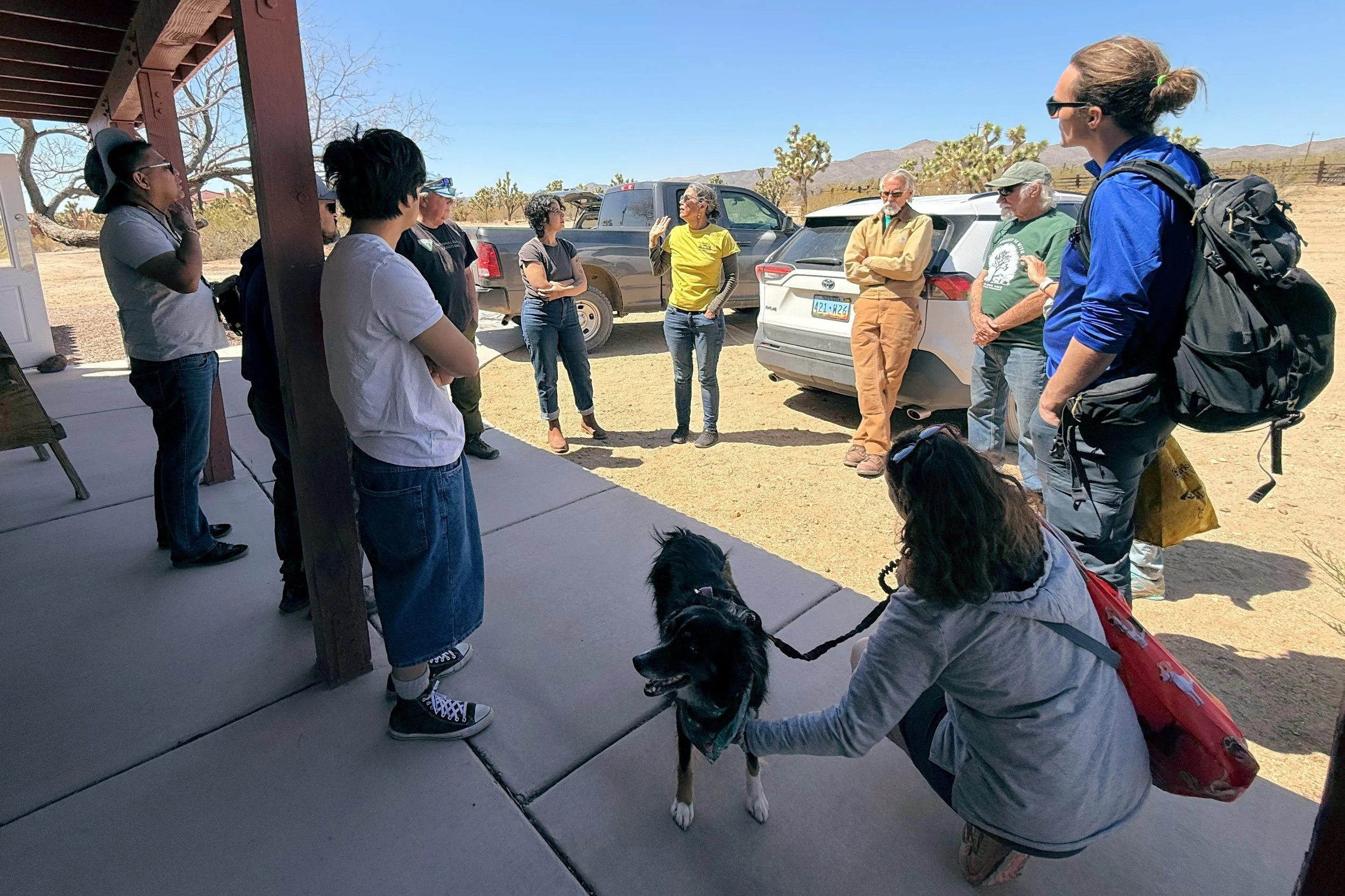 Kim & Eamon providing instrrction to volunteers on Thursday .JPG
