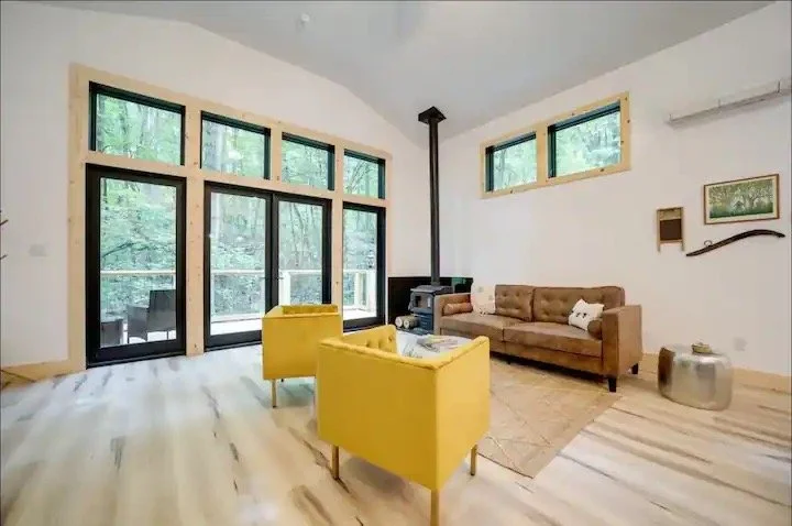 7601fe30-bf26-42a9-88fb-eac766306406 Large.jpeg