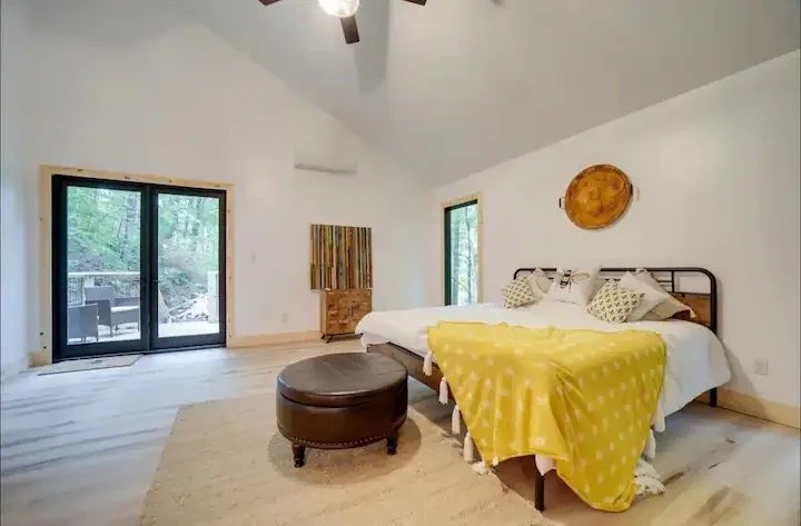 833a6f55-21af-44e4-8ade-e1c916eef6c6 Large.jpeg