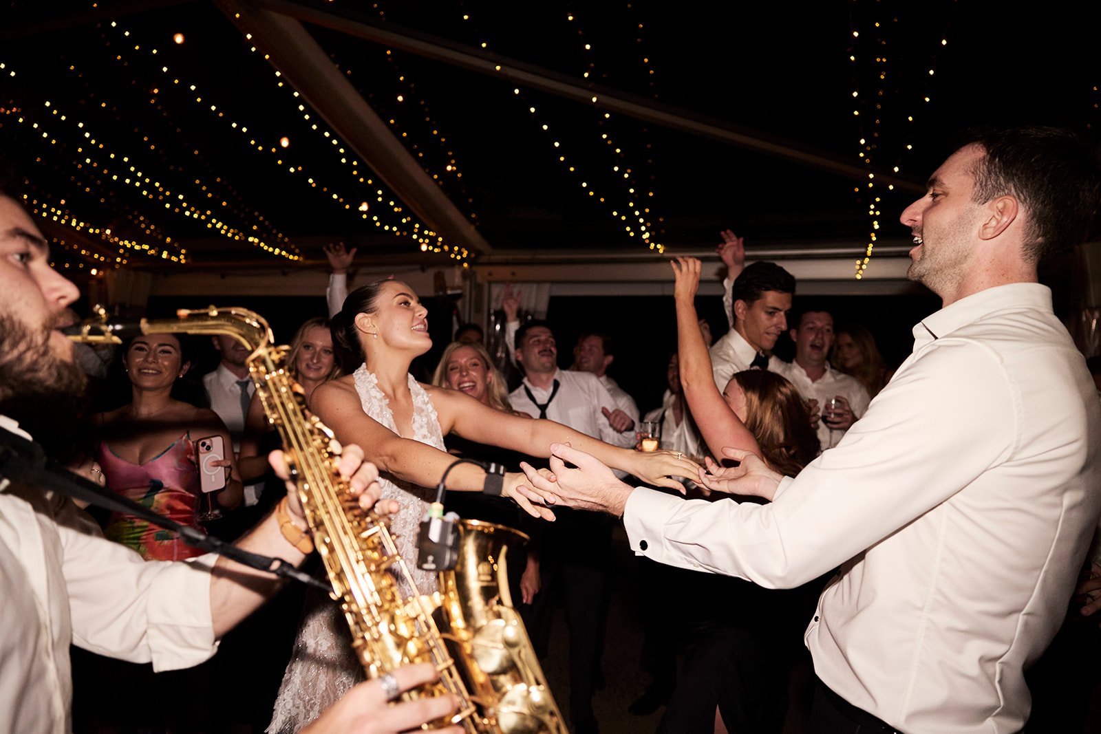 When the sax hits or the bongos drop 🎷🥁
Nothing gets the party started like live music vibes!
Whether it's a smooth sax solo during cocktail hour or bongo drums bringing the energy to the dance floor &mdash; your wedding celebration just got unforg