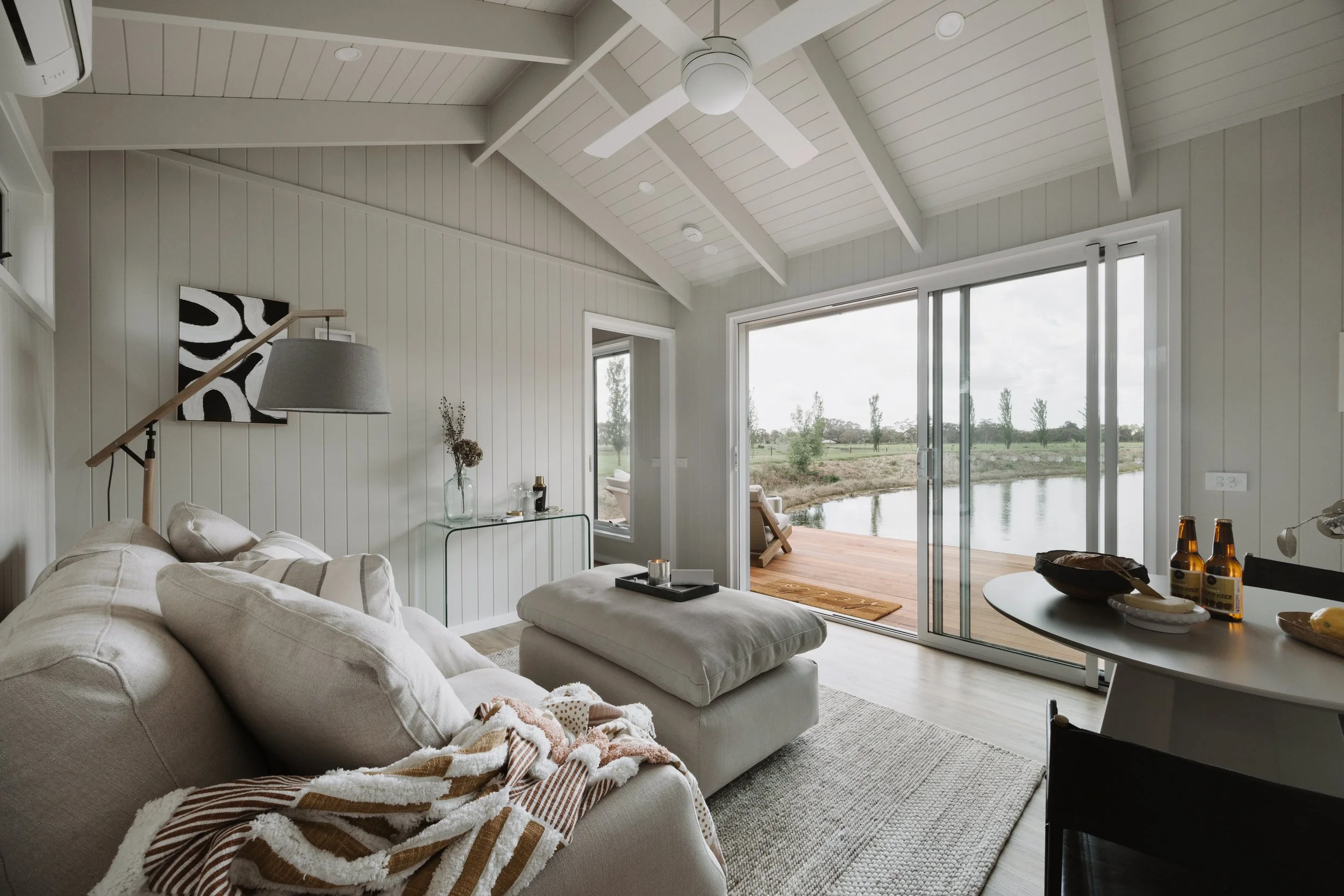 luxury-cabin-near-melbourne-MP-Retreats-50.JPG