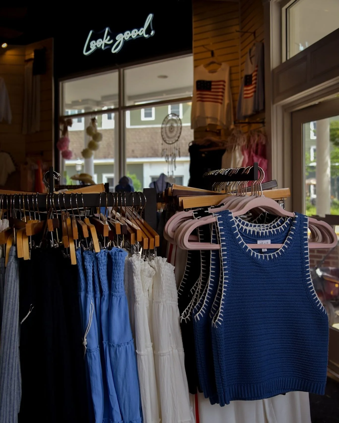 Your weekend plans:
☑️ Beach
☑️ Boutique shopping at Bella 
☑️ Dinner &amp; cocktails looking fabulous
📍 See you in Cape May this weekend ! We are open 9am-10pm
#CapeMayWeekend #LookGoodCapeMay #ShopSmall