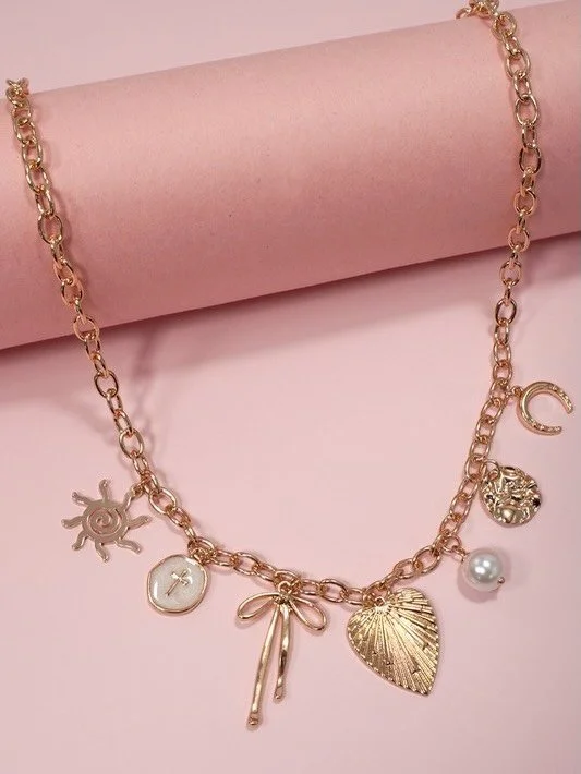 It&rsquo;s the little details that makes Mother&rsquo;s Day special. ✨ Stop by or shop our sister store @oceanlanecapemay for the perfect gift 💝