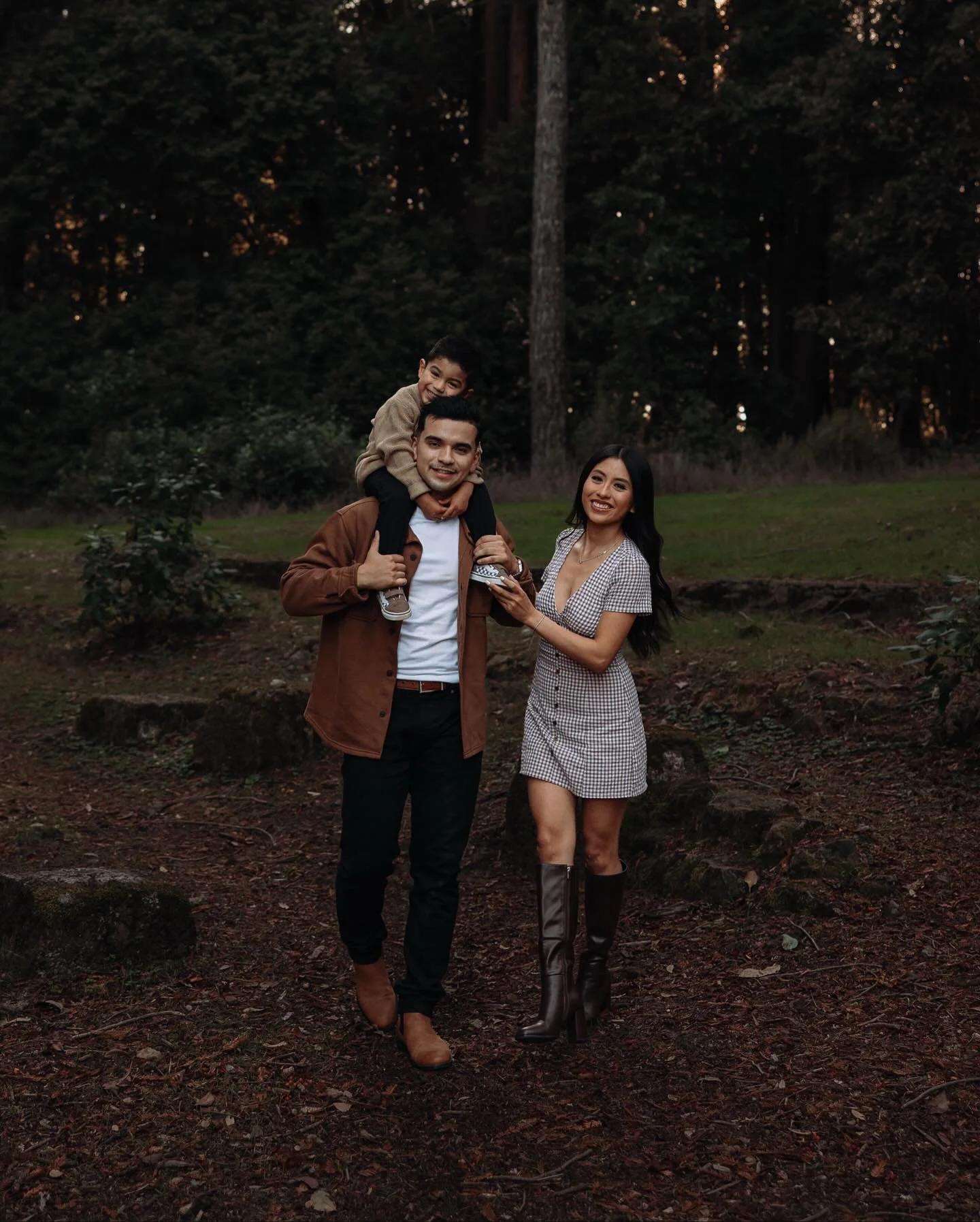 The Duran Family 🖤
A dark + moody stroll through Mt. Madonna with Aaron, Miriam, and little Cloud. Fun fact, Cloud automatically earned a soft spot in my heart the moment I found out he was named after one of my favorite Final Fantasy characters 🤓?