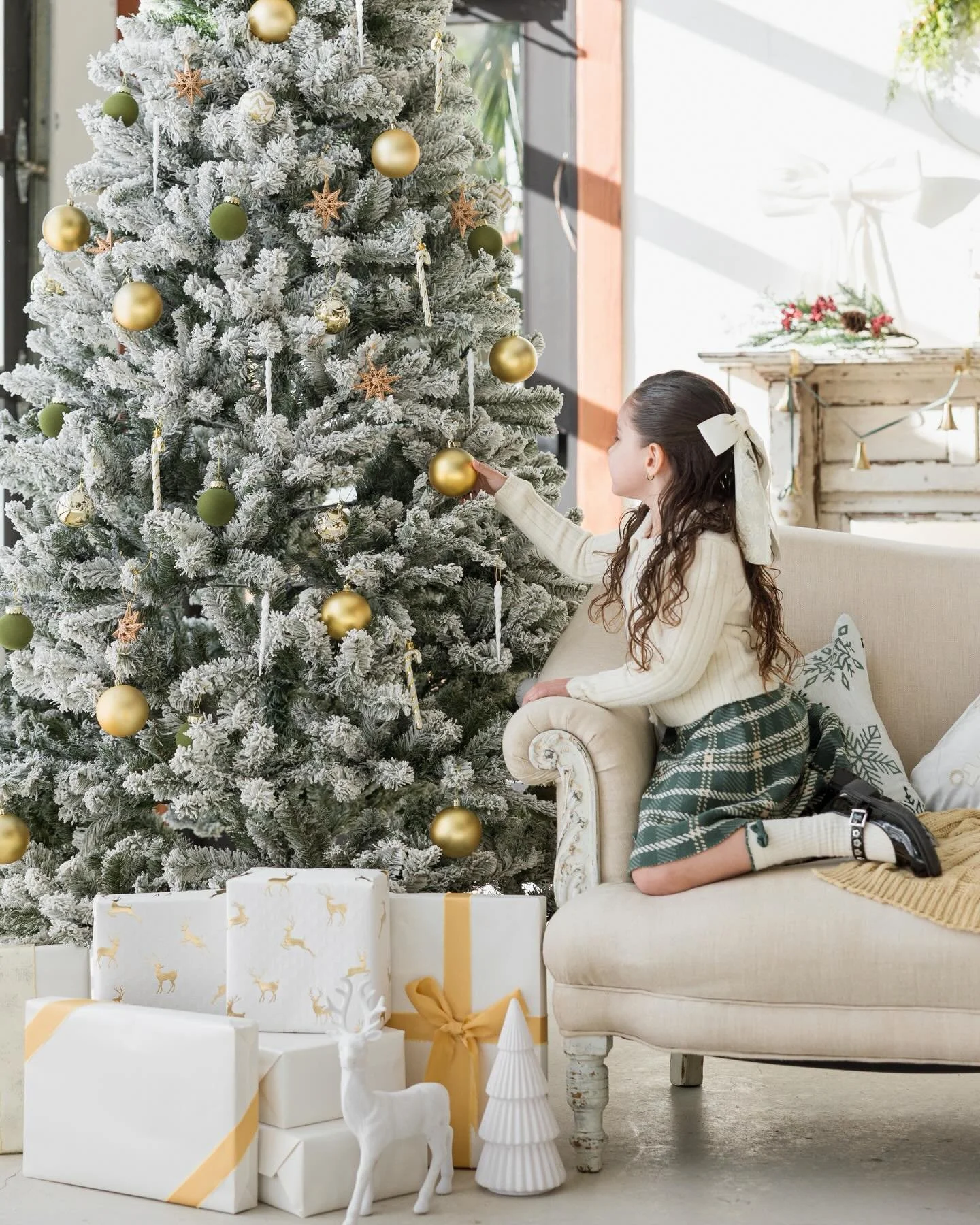 Merry Christmas to all 🤍🎄

I can&rsquo;t believe how much magic we created in just 20 minutes ✨ These 2025 mini sessions at The Brothers Ranch reminded me why I fell in love with doing this in the first place 🤍 This year was supposed to be my last