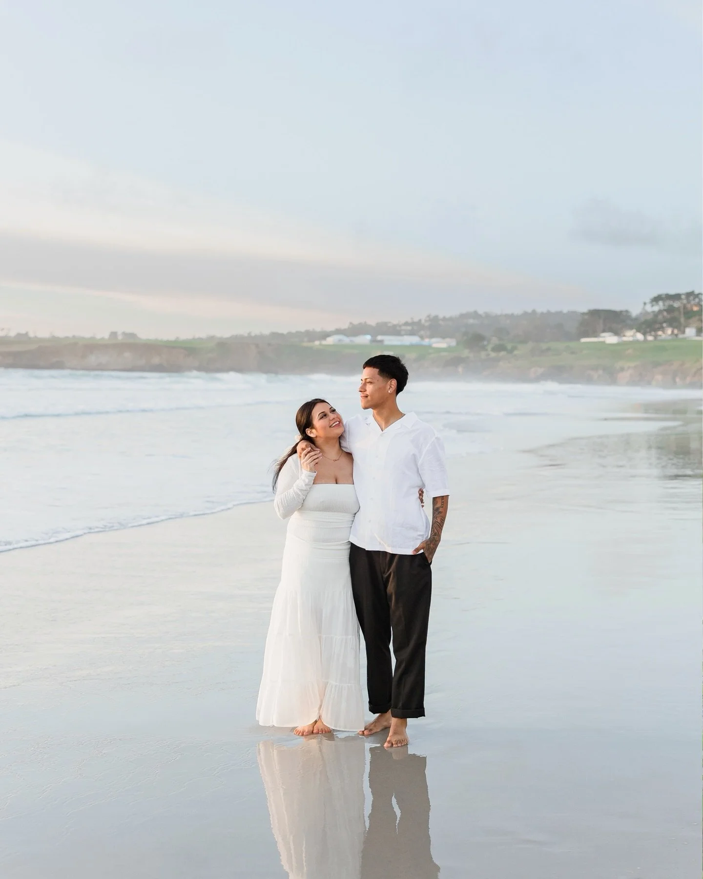 They&rsquo;ve been in love since middle school&hellip; so yeah, they made my job EASY 🤍

Justin + Anita kept it playful, carefree, and a little chaotic (in the best way) in Carmel

if you&rsquo;ve been thinking about booking a couples session&hellip