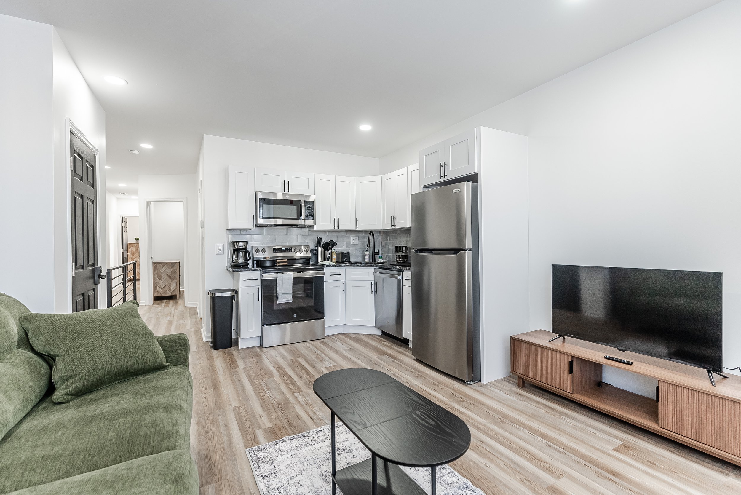 5030 Locust St-8.jpg