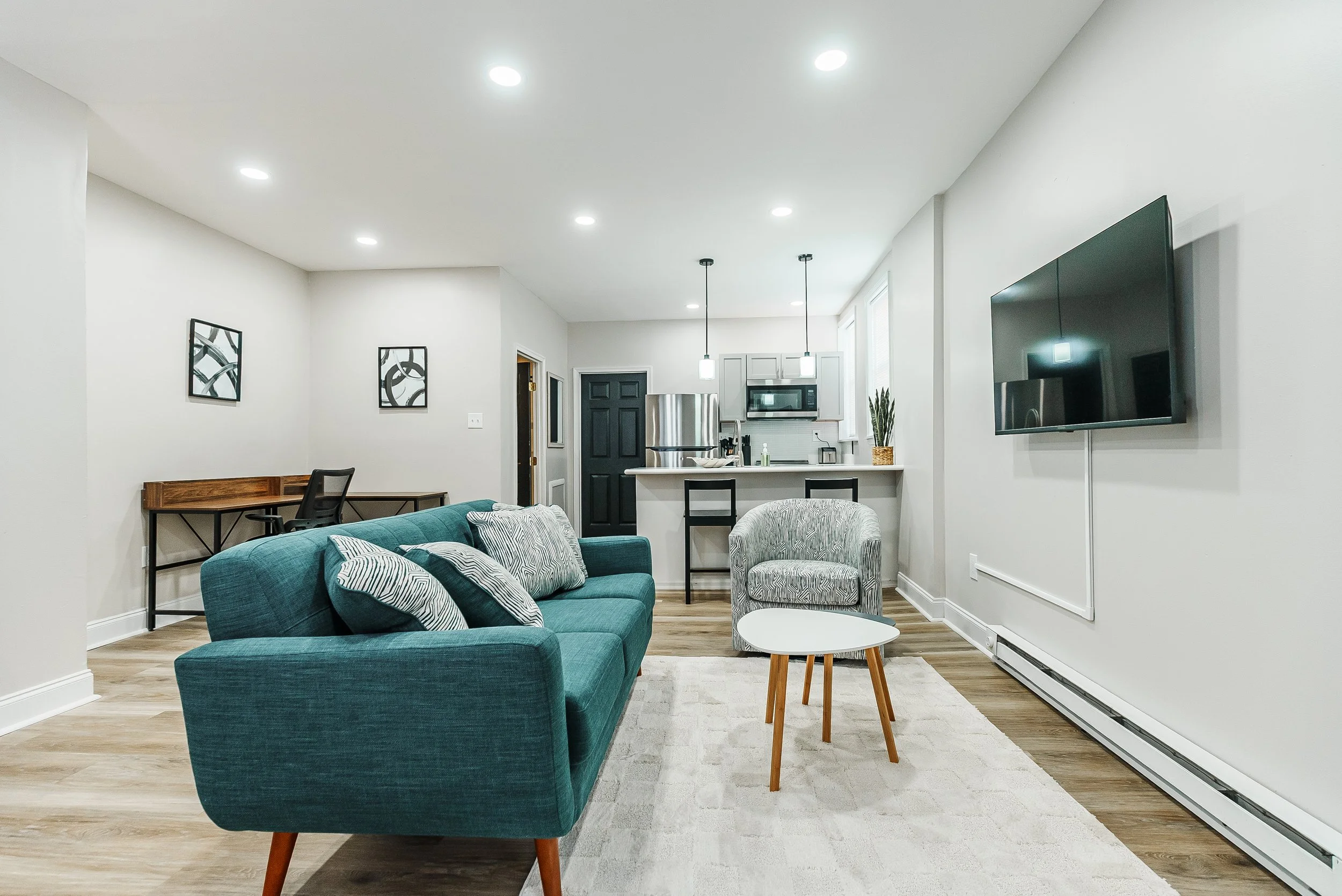 5860 Hazel Ave-9.jpg