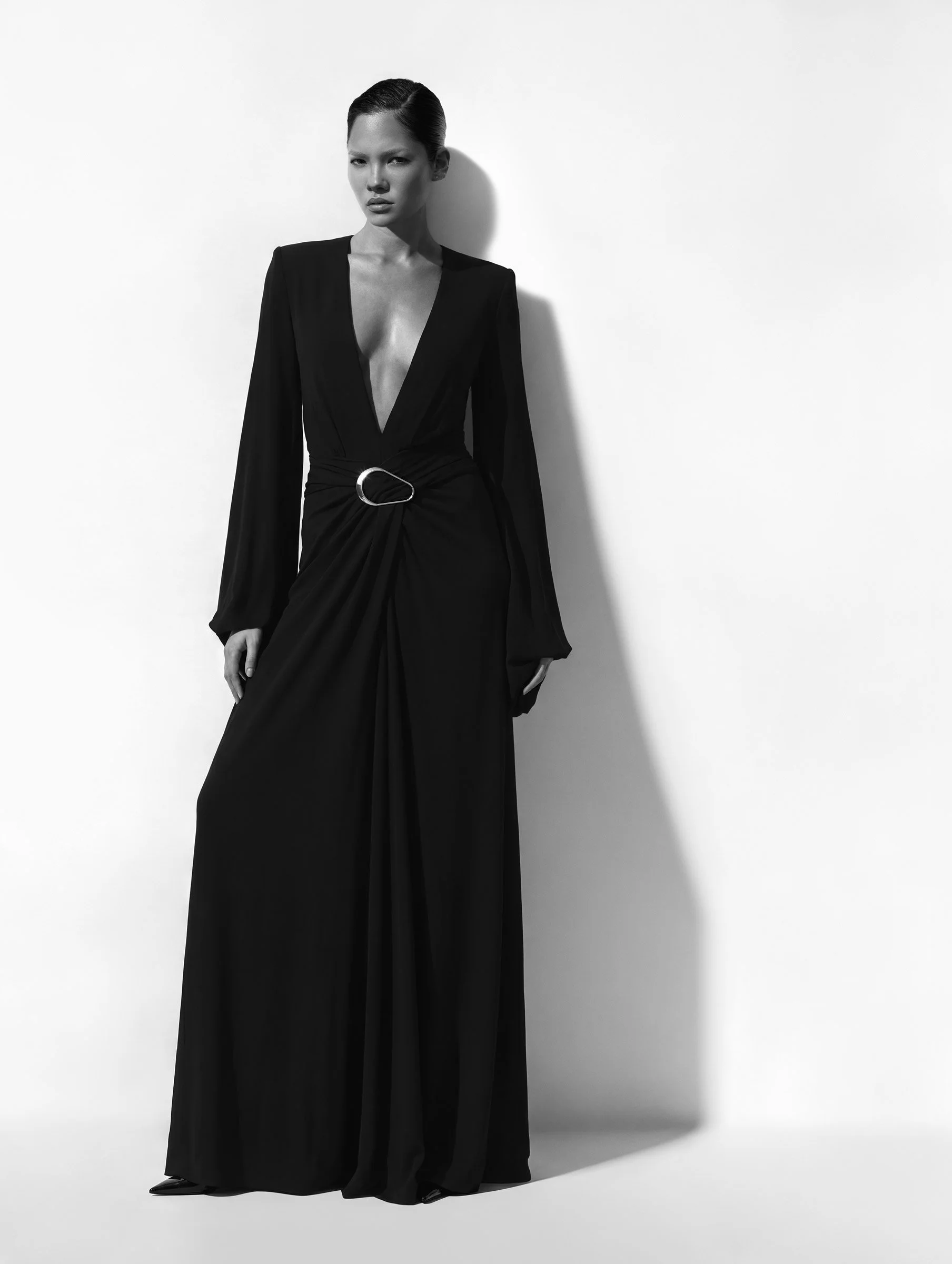 Dress RAT & BOA, shoes SAINT LAURENT BY ANTHONY VACCARELLO. Cenit Nadir by David Vetiver